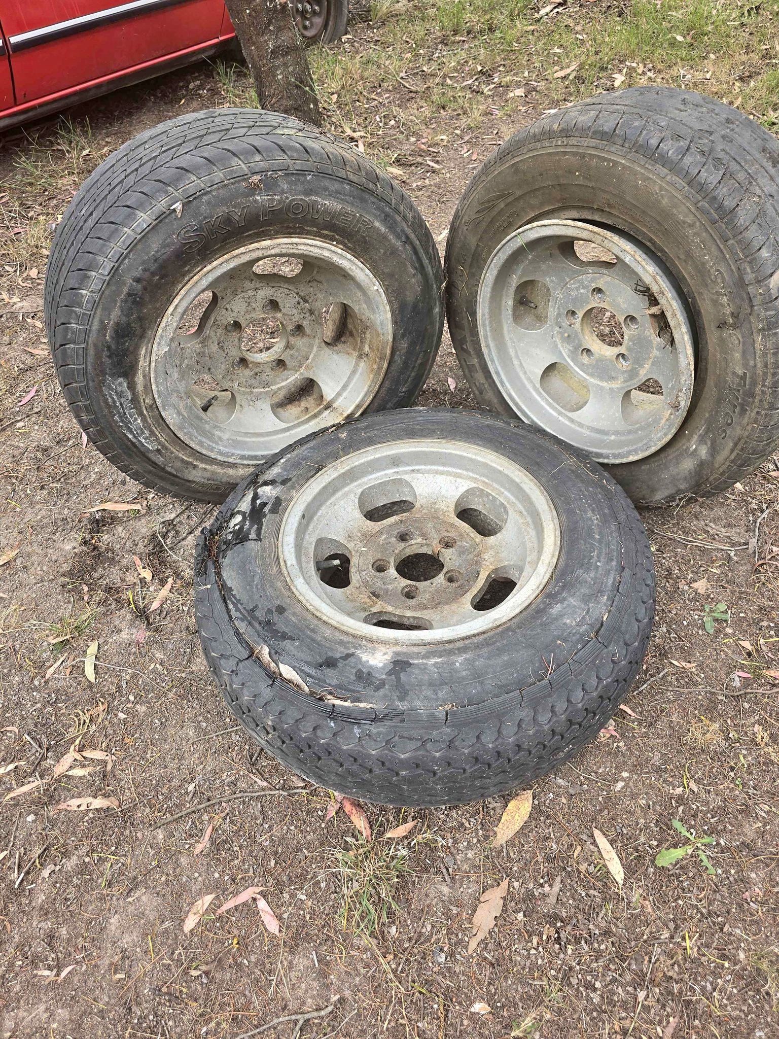3x 14 inch kidney beans shaped rims - Car Wheels, Tires & Parts ...