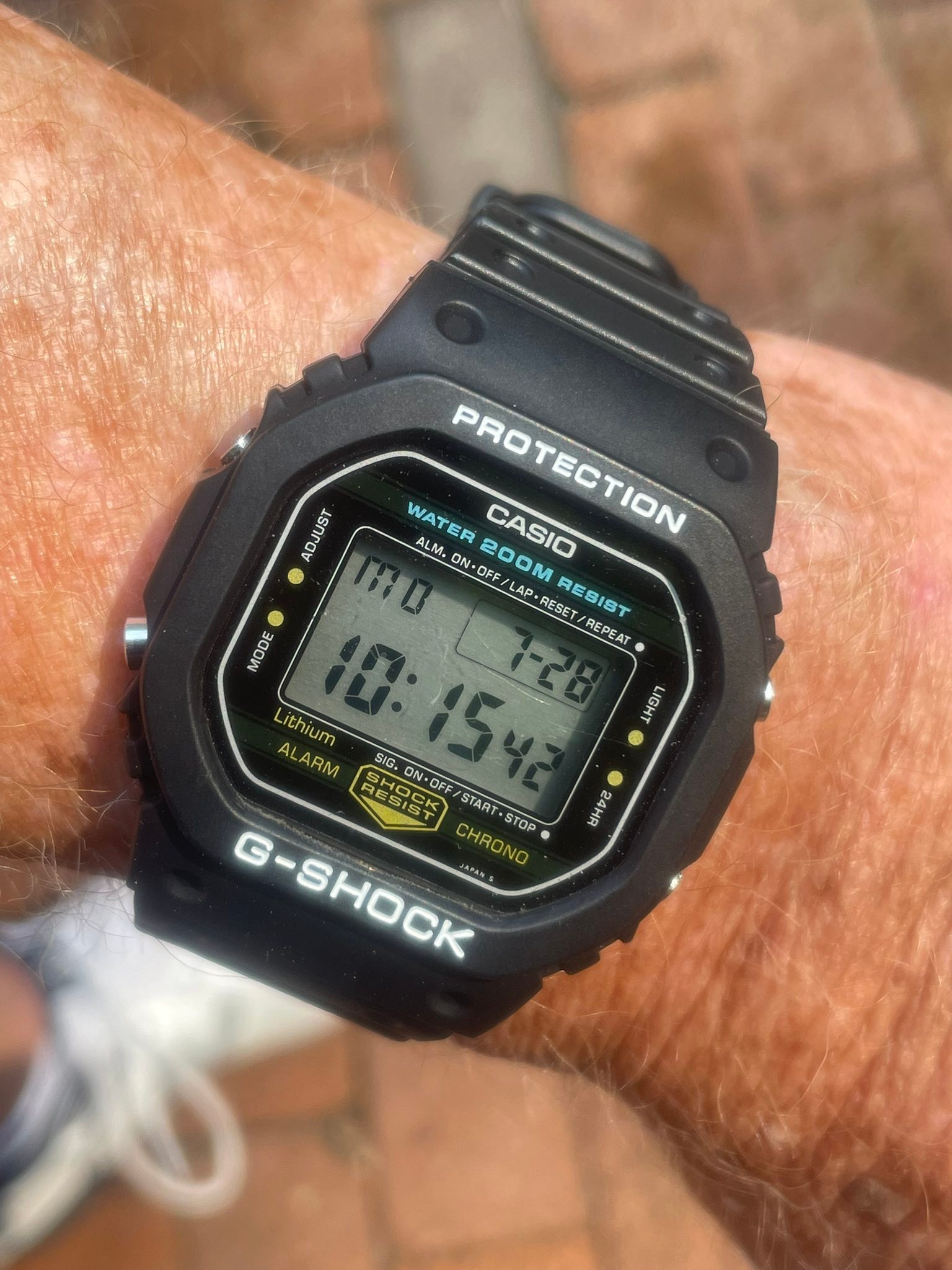 Casio dw-5200 g shock watch history