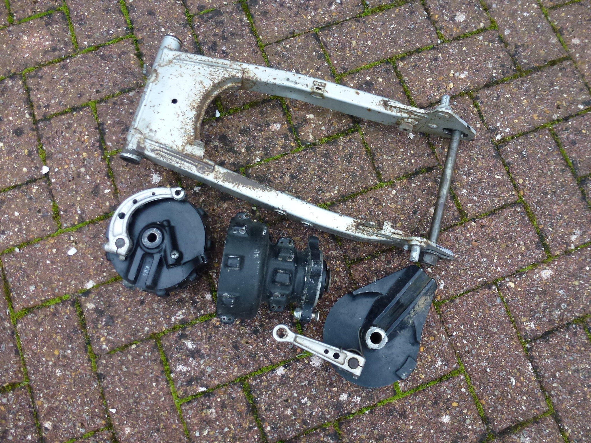 Upgrading TLR 200 with 250 hubs and 15mm spindle