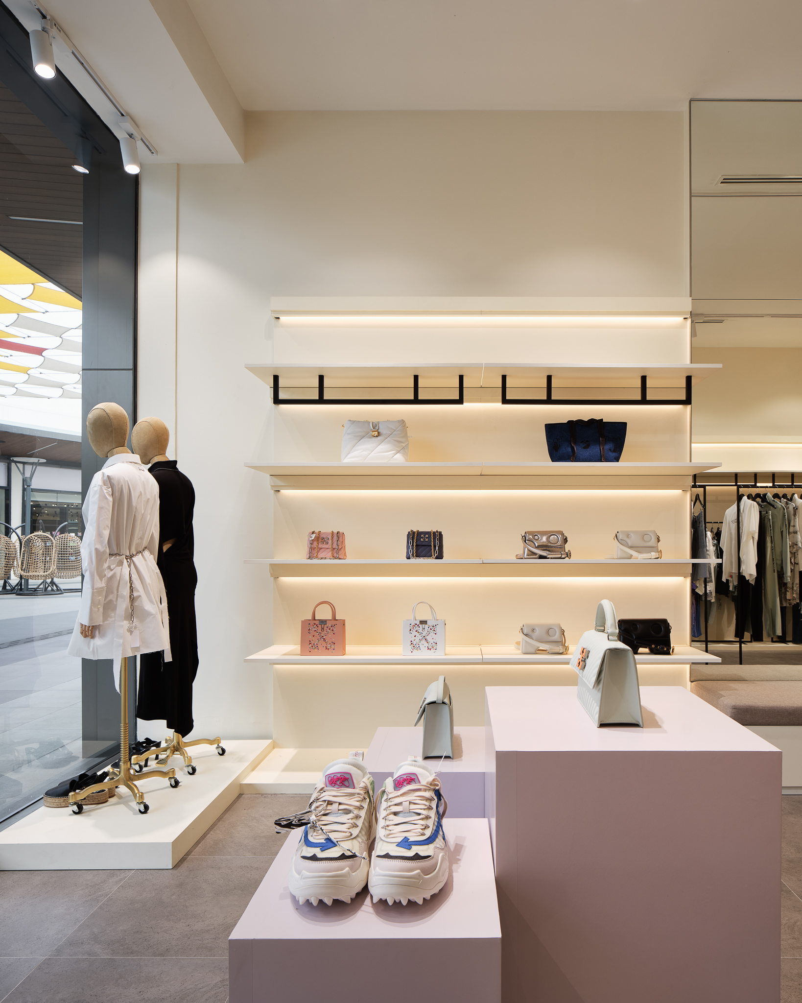 AIM INTERIOR DESIGN | Bangkok