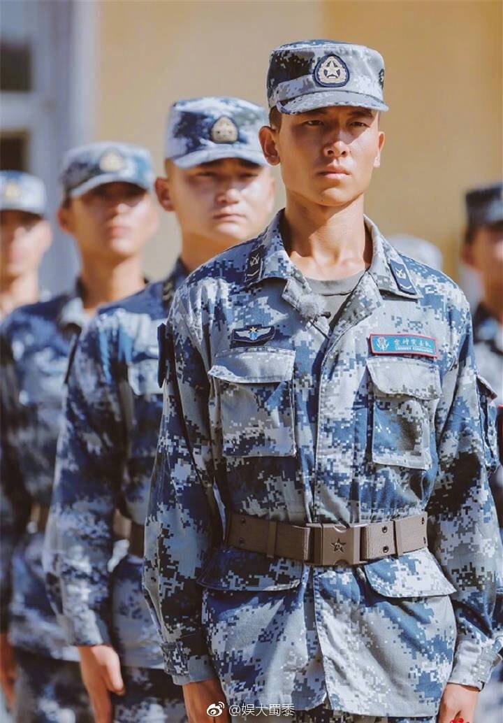 Trending Soldier Wang Wei From Takes A Dramapotatoe C Drama News And More Facebook It takes a real man to be upfront with a woman & not play games. trending soldier wang wei from takes a