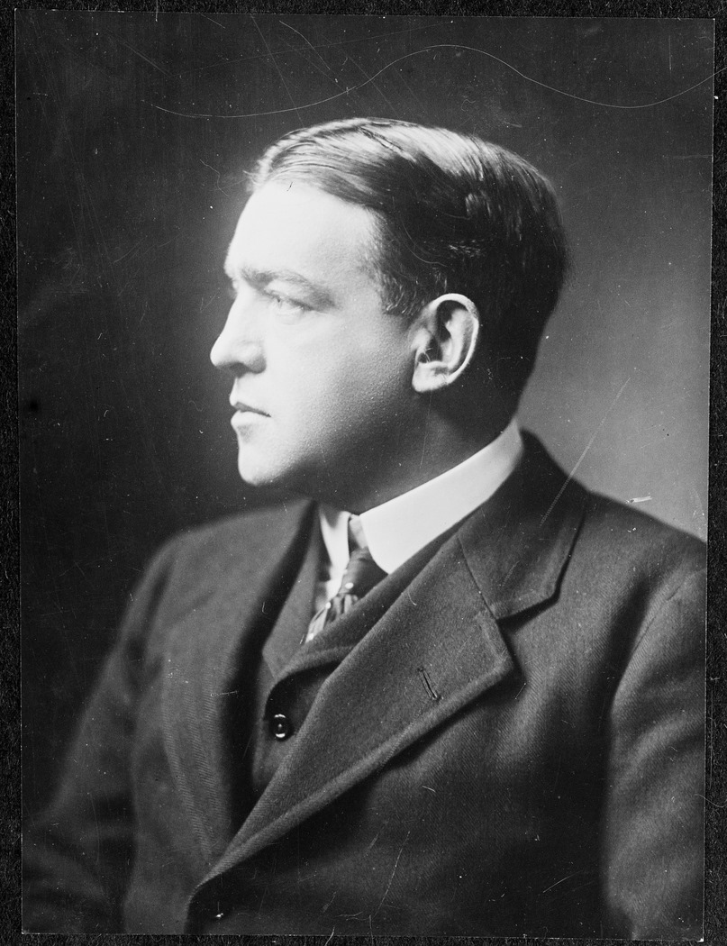 ON THIS DATE IN 1919: O.B.E. FOR... - Shackleton's Endurance | Facebook