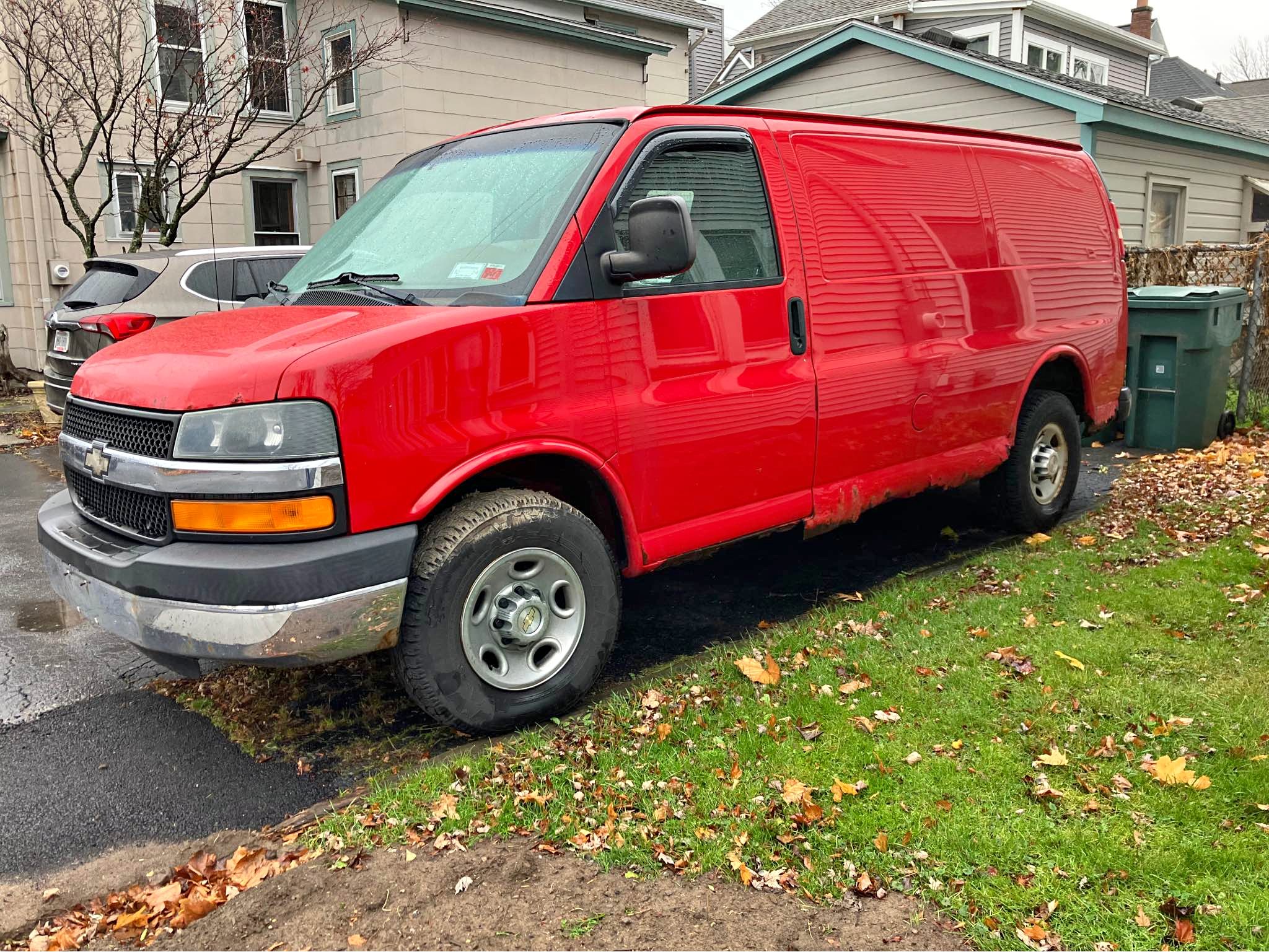 2007 Chevrolet Express 2500 Cargo · Van 3D Commercial Vans