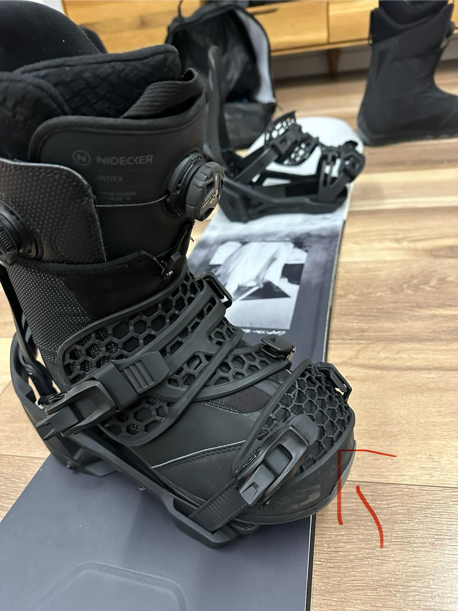 Nidecker Supermatic size M US 8.5 fit?