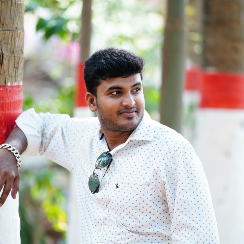 Singer Manoj Mati
