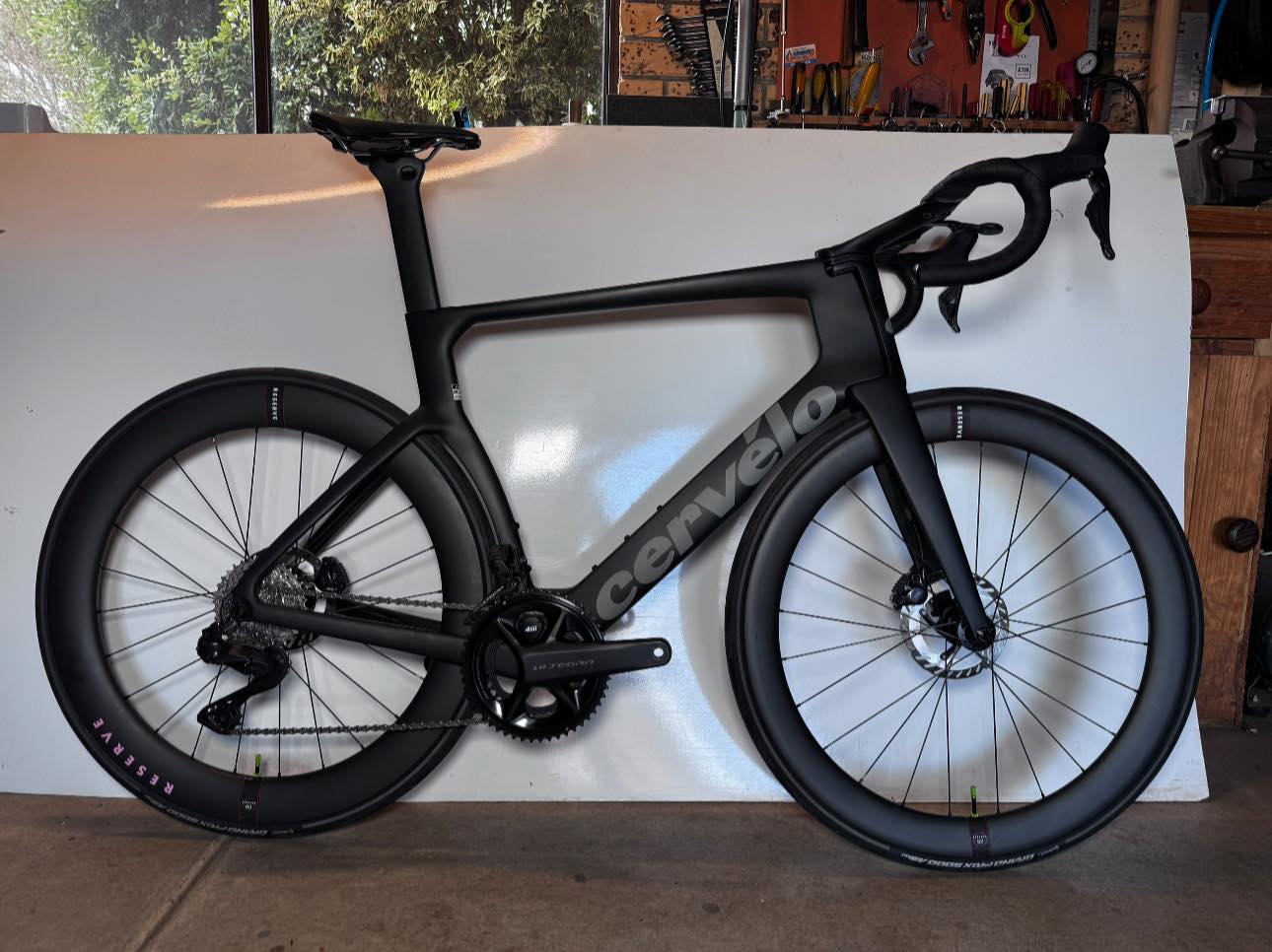 Is there anyone using the Cervelo Aero Bottle 500?