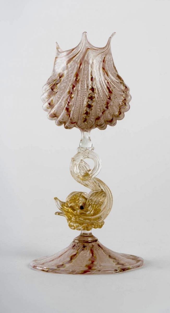 The muranese tradition takes shape Salviati Drops is a handcrafted