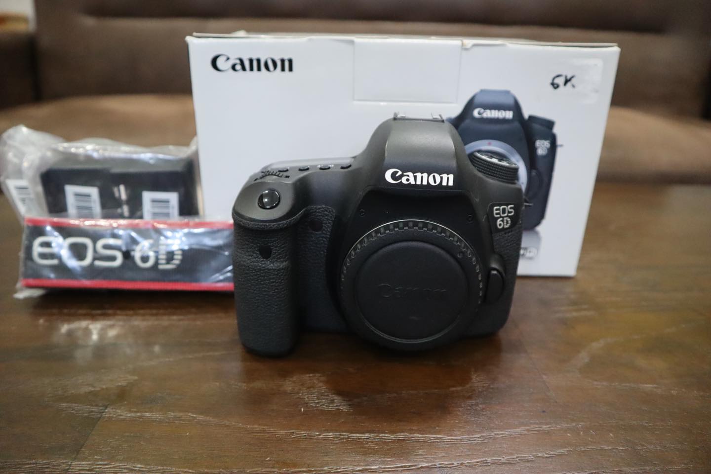 Ken Camera - Body Canon 6D đẹp zin nguyên bản ko lỗi lầm....