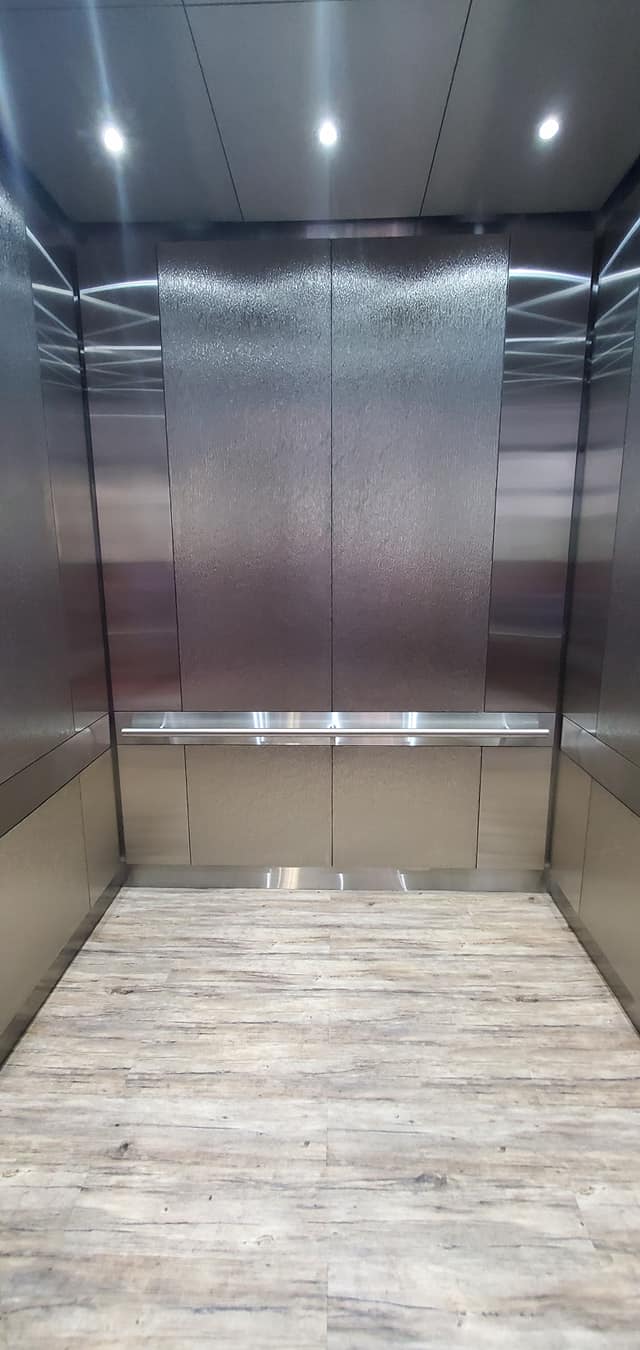 Dynamic Elevator Cab | Orlando FL