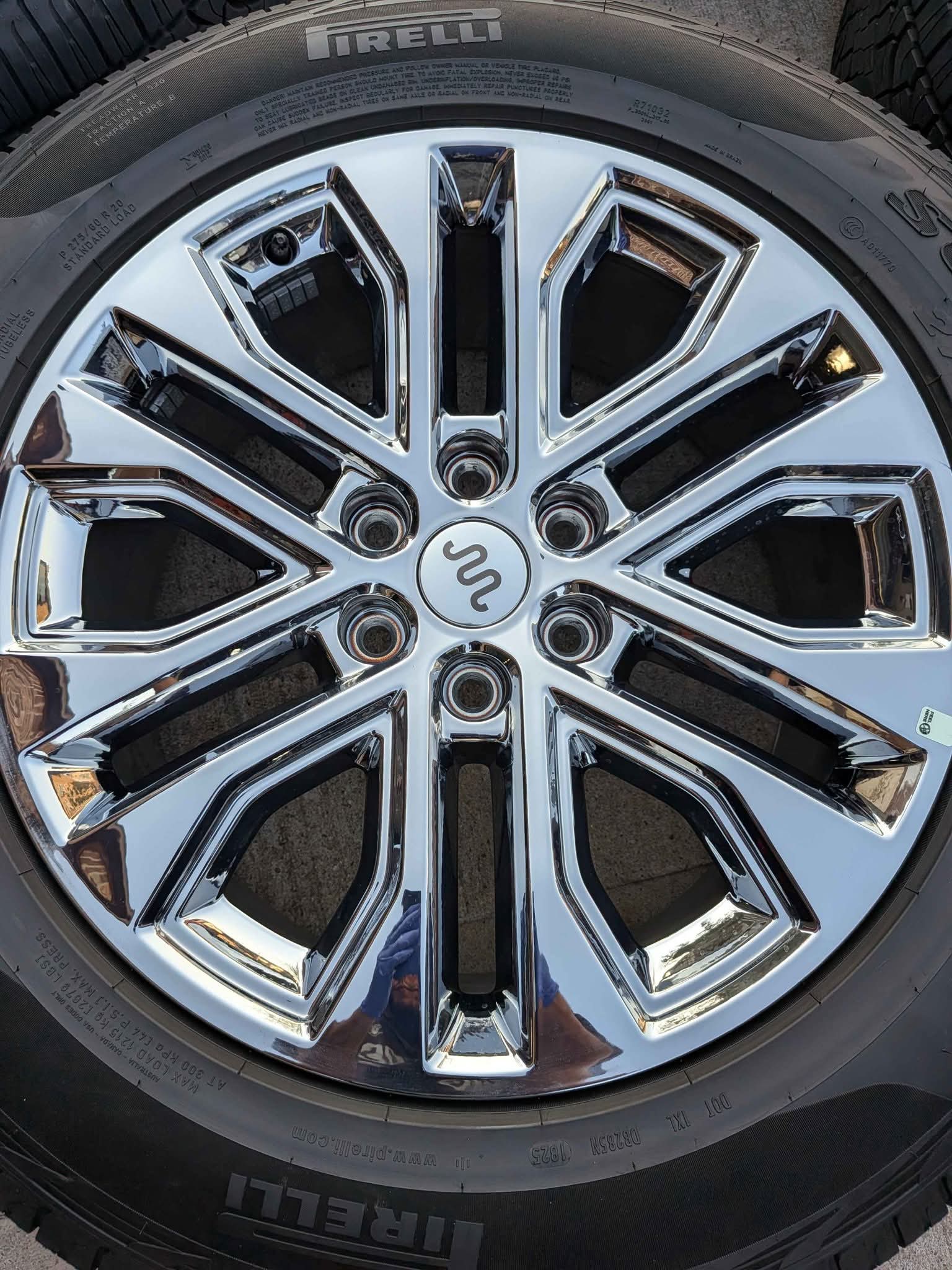 💥 Like-New OEM King Ranch Rims & Tires – Only 473 Miles! 💥 - Car Wheels ...