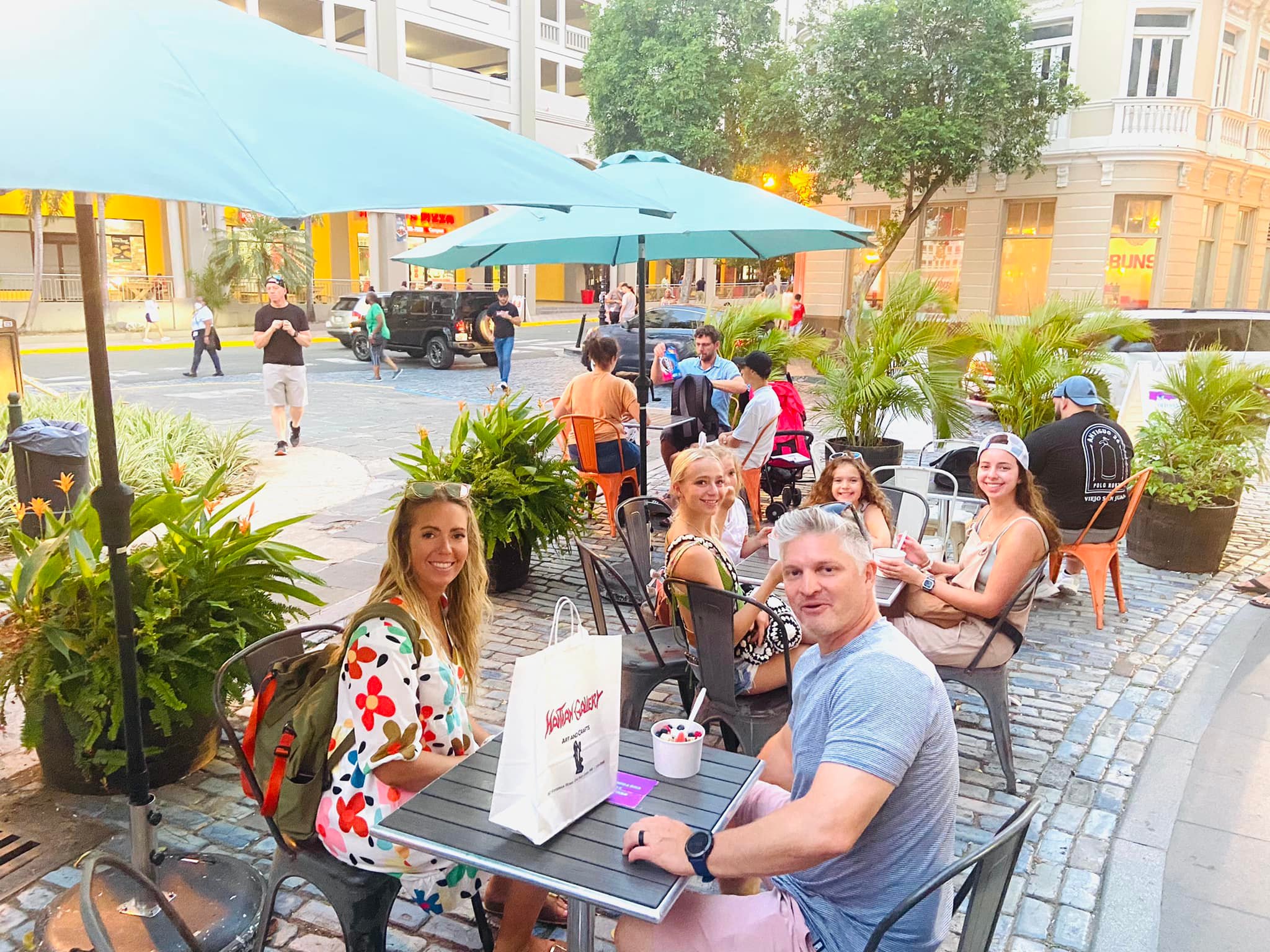 Codevisa - ️ 🚢 Muy activo el #ViejoSanJuan con la... | Facebook