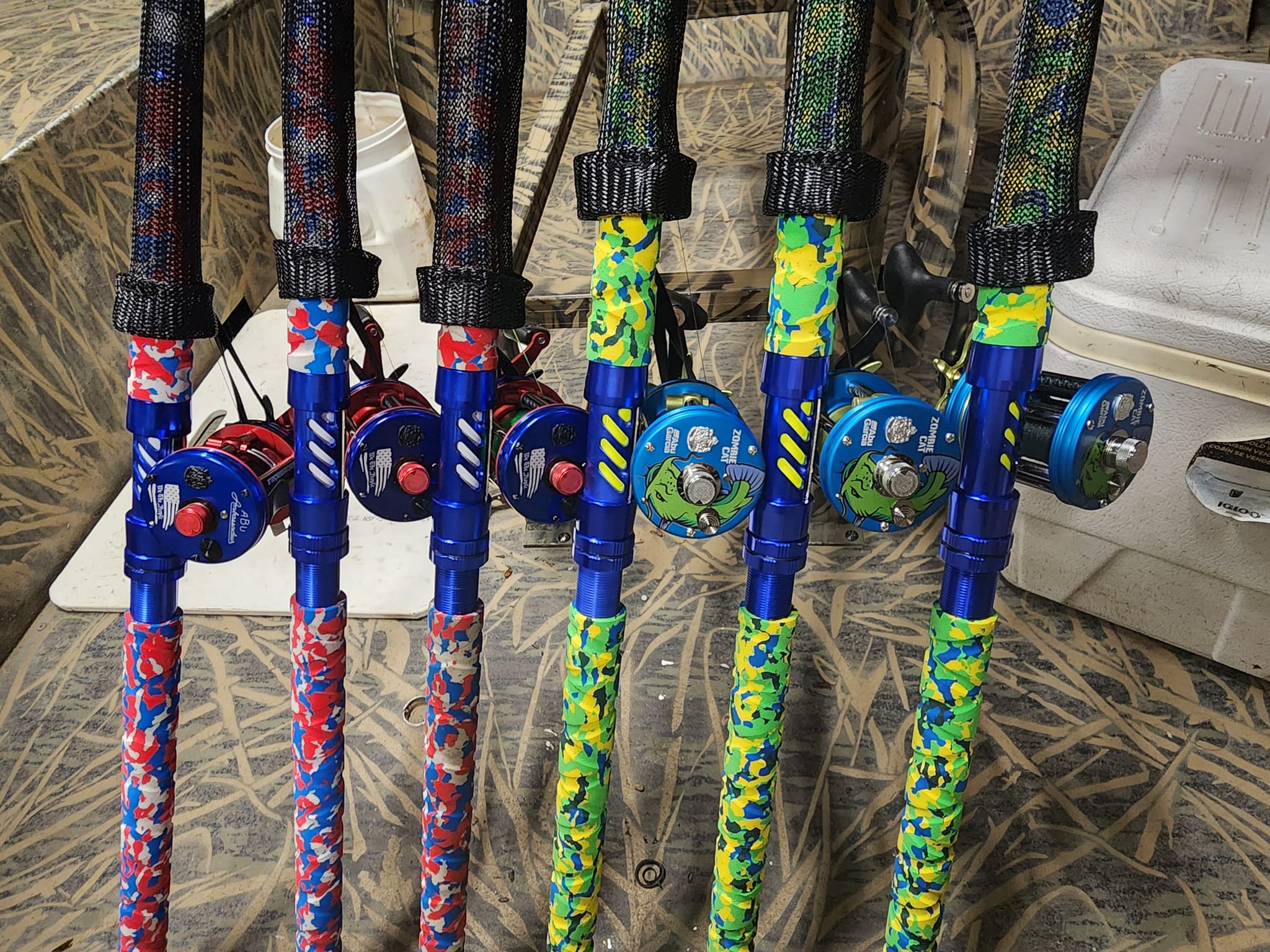 berkley 7'0 fishing rod 8' Big Game Spinning Rod, Two Piece Surf Rod, 12-30lb Line Rating, Medium Heavy Power, Moderate Fast Action, 1-4 oz. Lure Rating : Sports & Outdoors Color:rattlesnake The rods sensitivity is Best Sellers_Best Seller Top 10 baits from