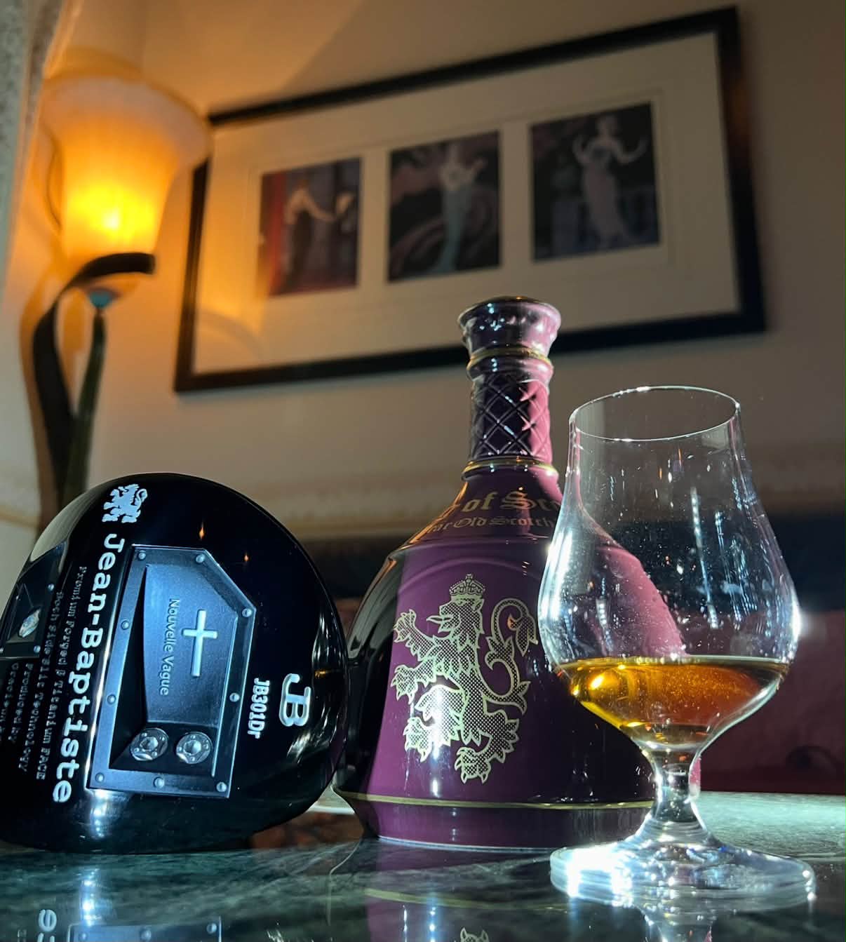 昨夜開けて飲んでみた旧ボトルのボウモアカスクストレングス。思った