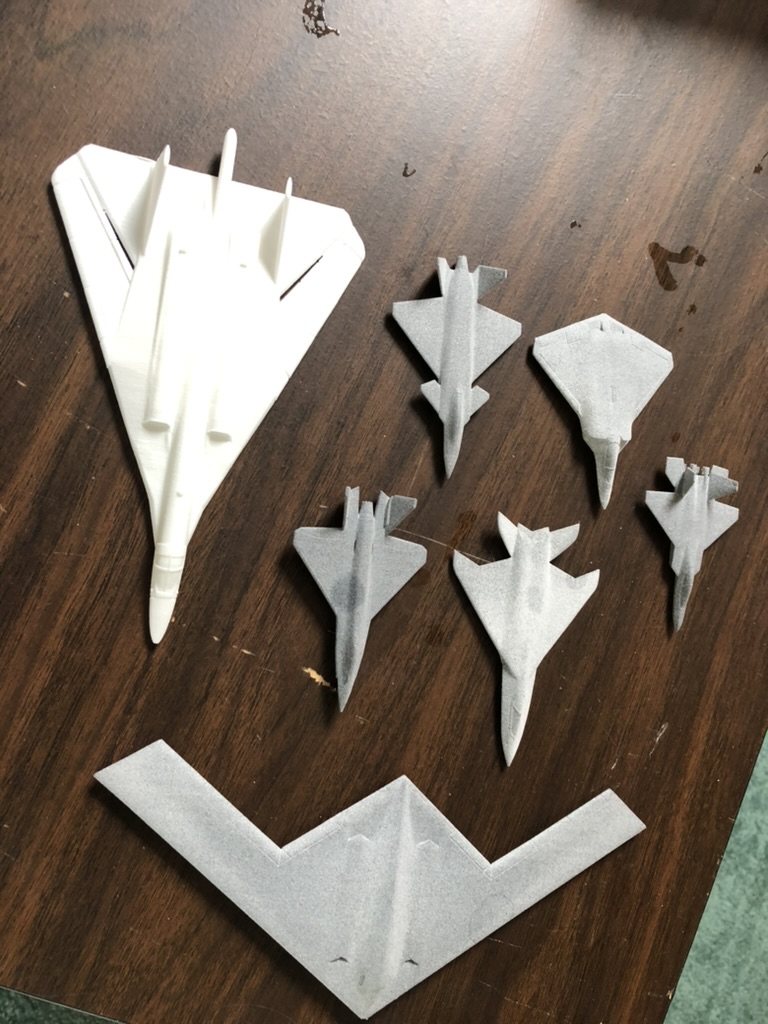 What are 1:200 scale recognition model aircraft made by?