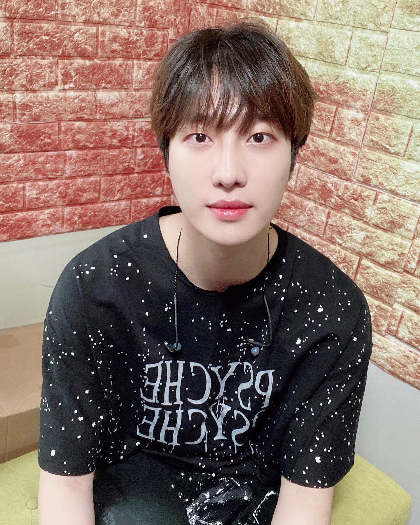 2020/08/19[#手機K_s] 要仔細看才能發現這些美貌的差異☺️... - IZ 아이즈 ILuvtw粉絲後援會 | Facebook