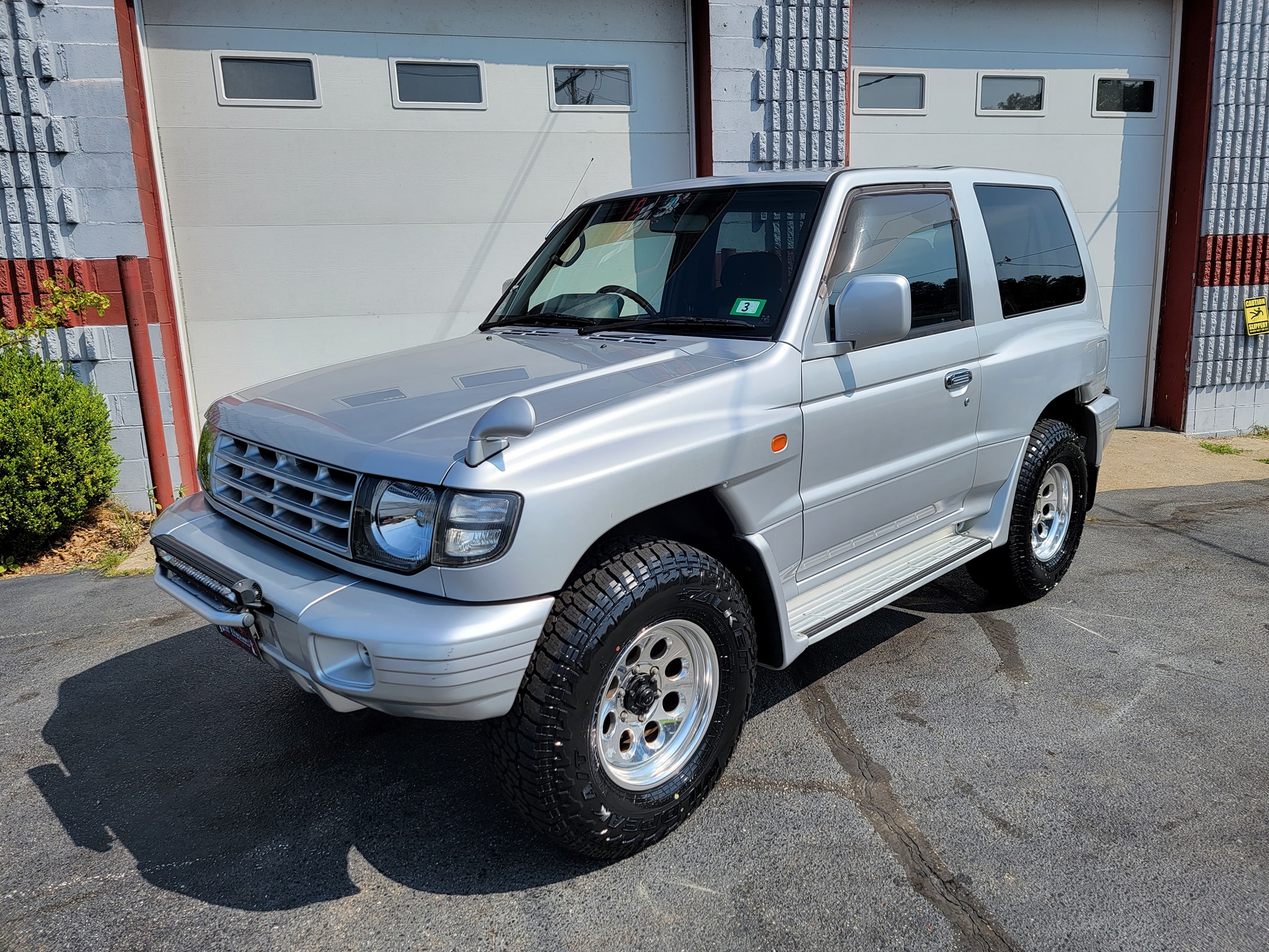 1997 Mitsubishi Pajero Wide ZX 85,500KM ~ 53,000 Miles 6 Cylinder