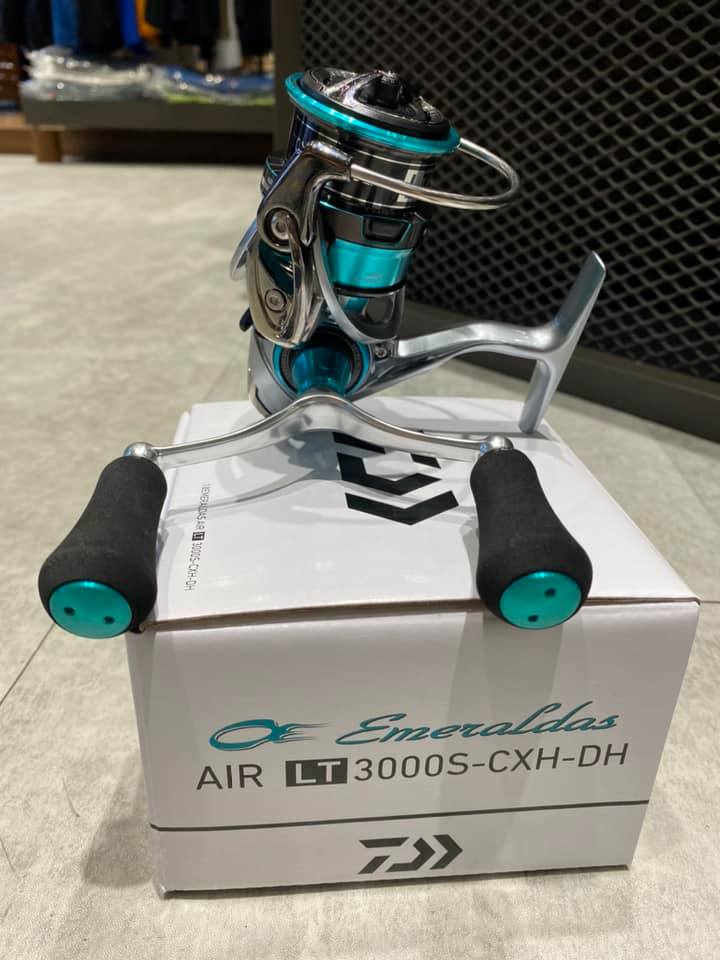 💢【 Daiwa Emeraldas AIR 紡車捲線器】 ▪️ LT 3000S-CXH-DH 雙手把