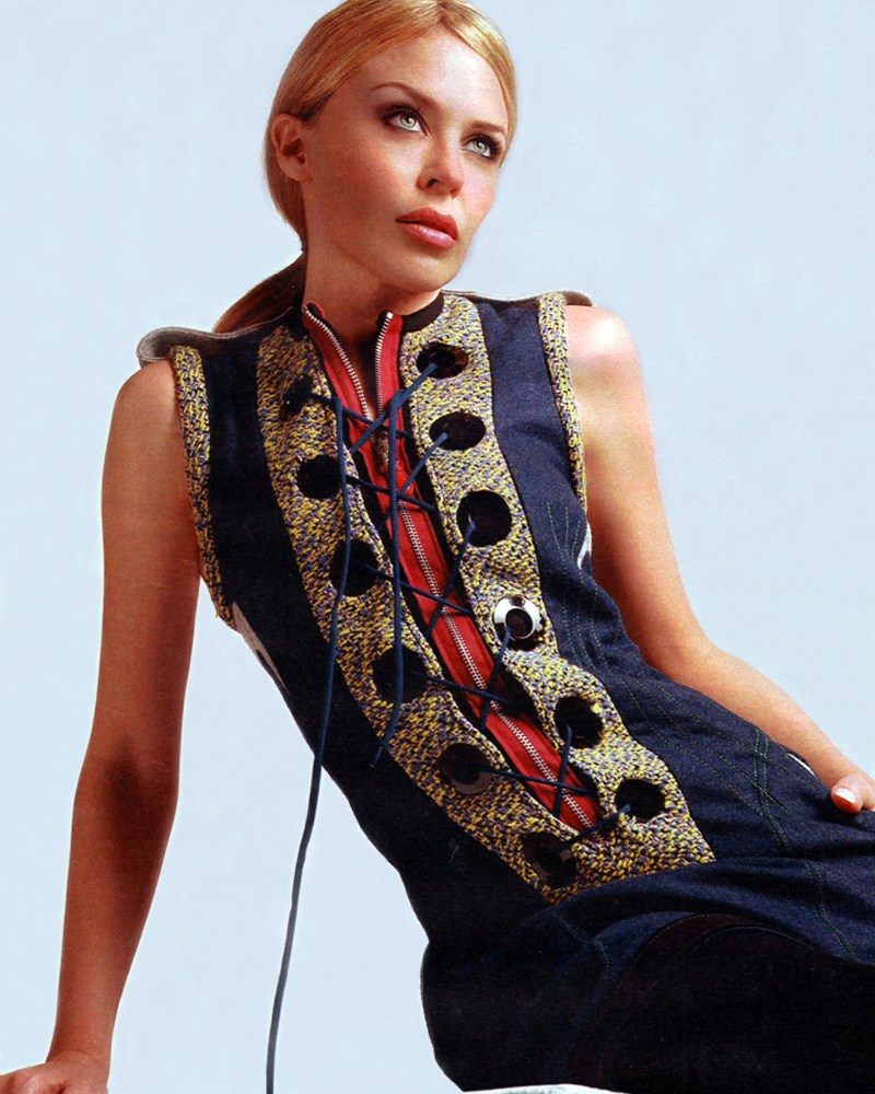 Kylie Minogue photographed for the face magazine in 1994 📷 KYLIE