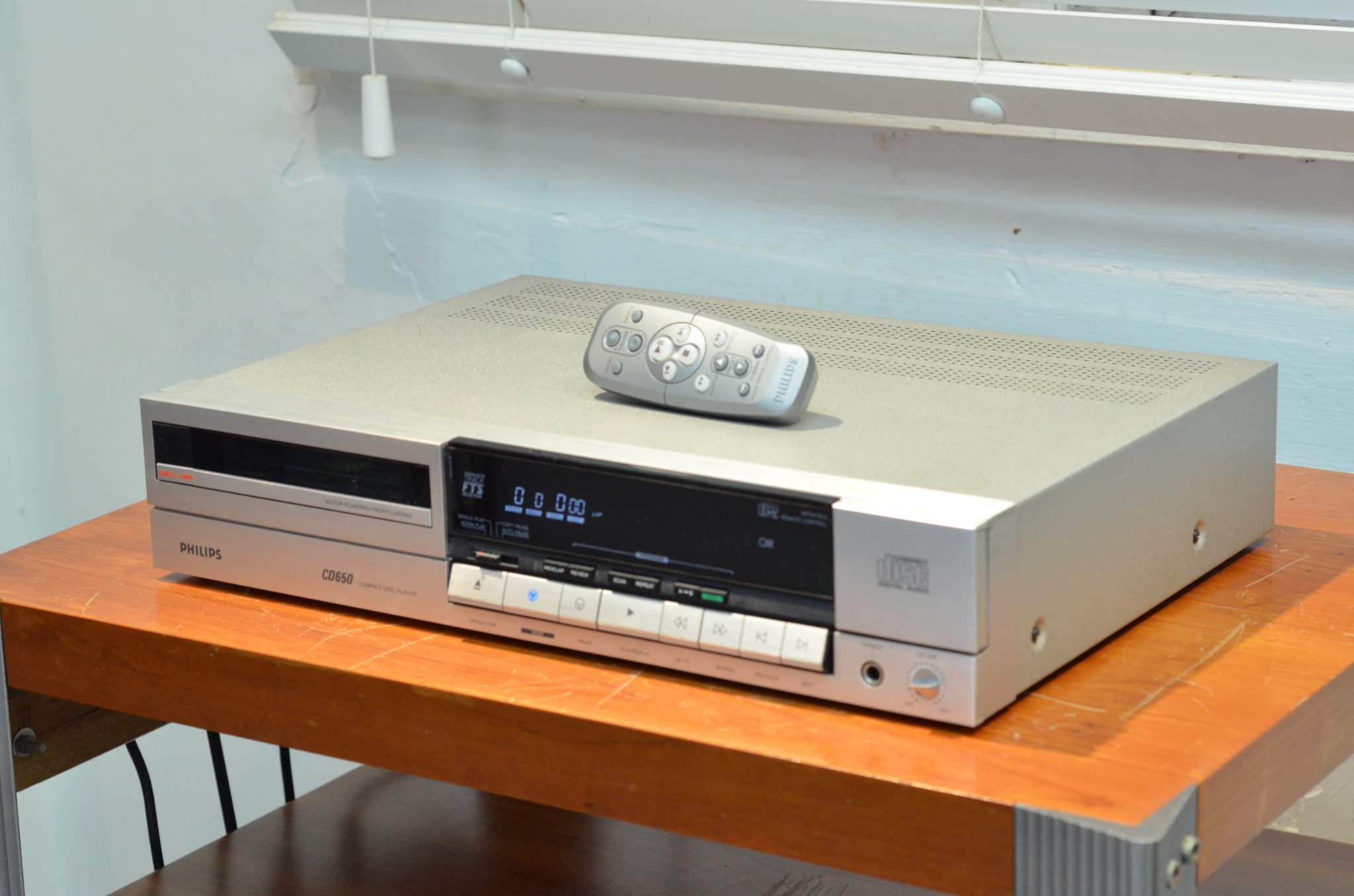 Philips CD650 CDM2 光頭 TDA1541 比利時製造 220V (壞機)