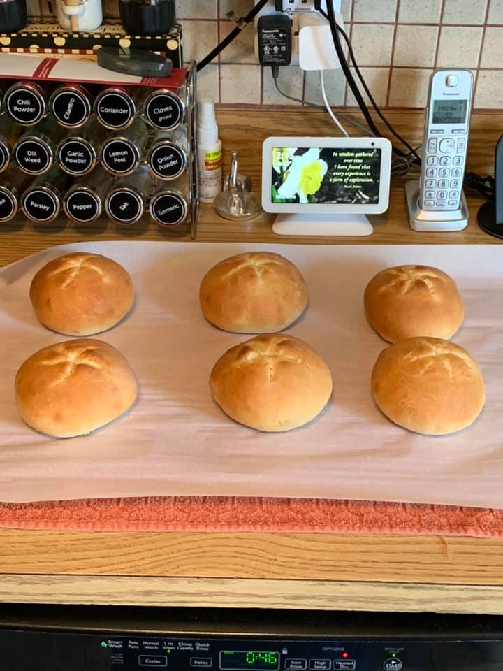 German Brötchen Kaiser Roll Stamp, Large Star 3" - TMB Baking