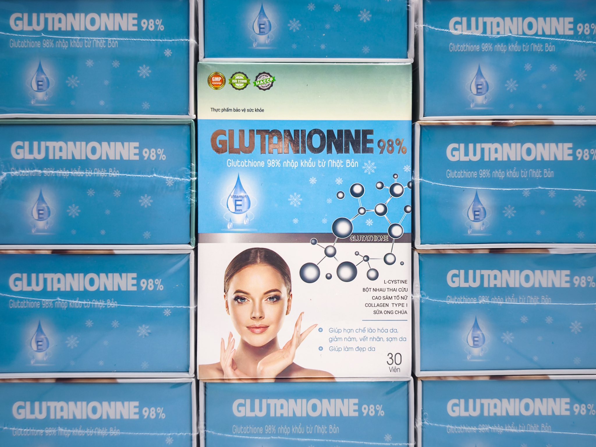 🍁🍁 GLUTATHION 98% CALYSA 🍁🍁 👉BỘ 3 LÀM TRẮNG DA • GLUTATHION 98% hàm lượng 400mg: Ức chế sản sinh hắc tố da melanin và kích thích sản sinh pheomelanin làm da