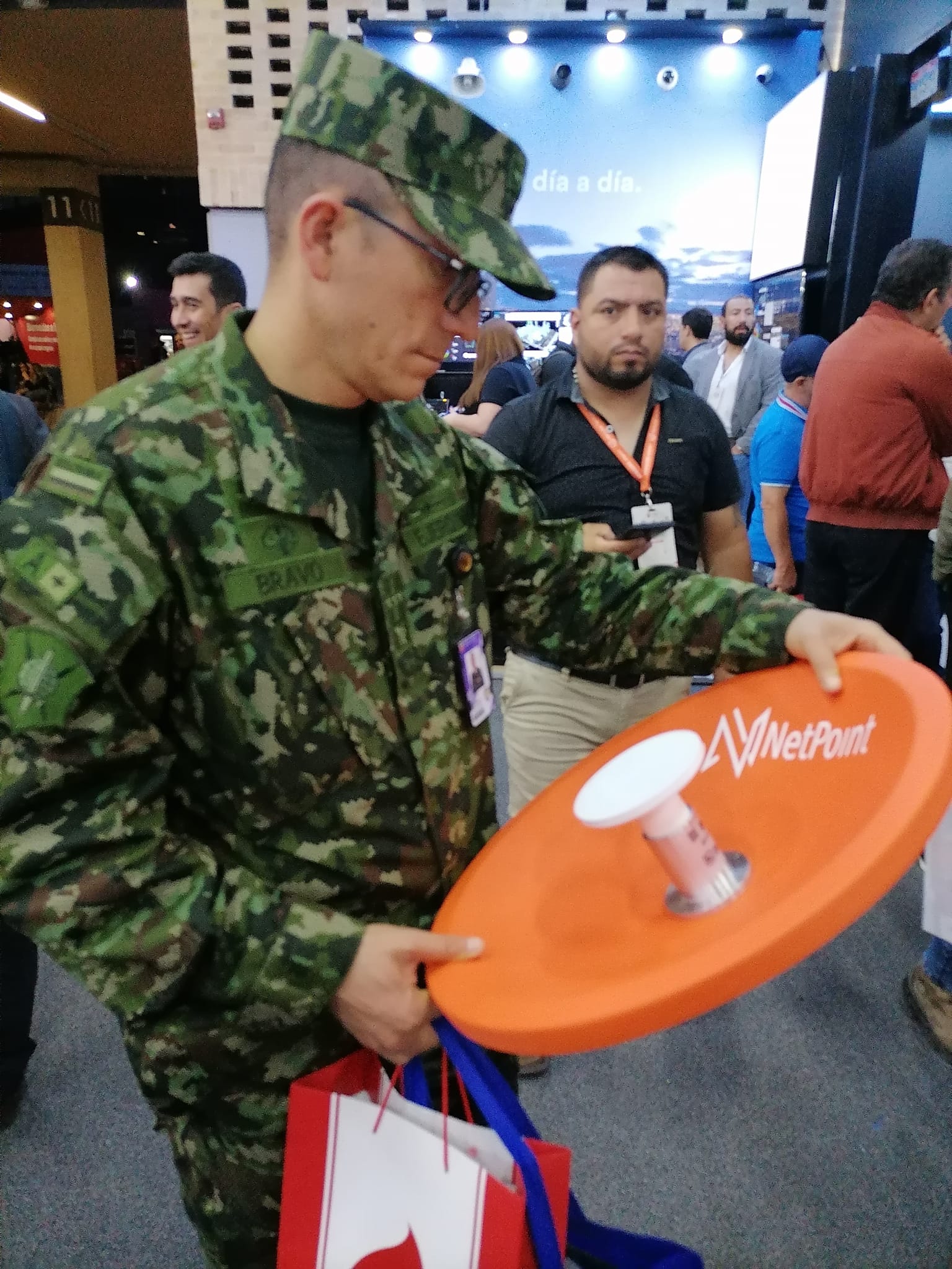 NetPoint - Netpoint ahora para uso Militar en enlaces de 5... | Facebook