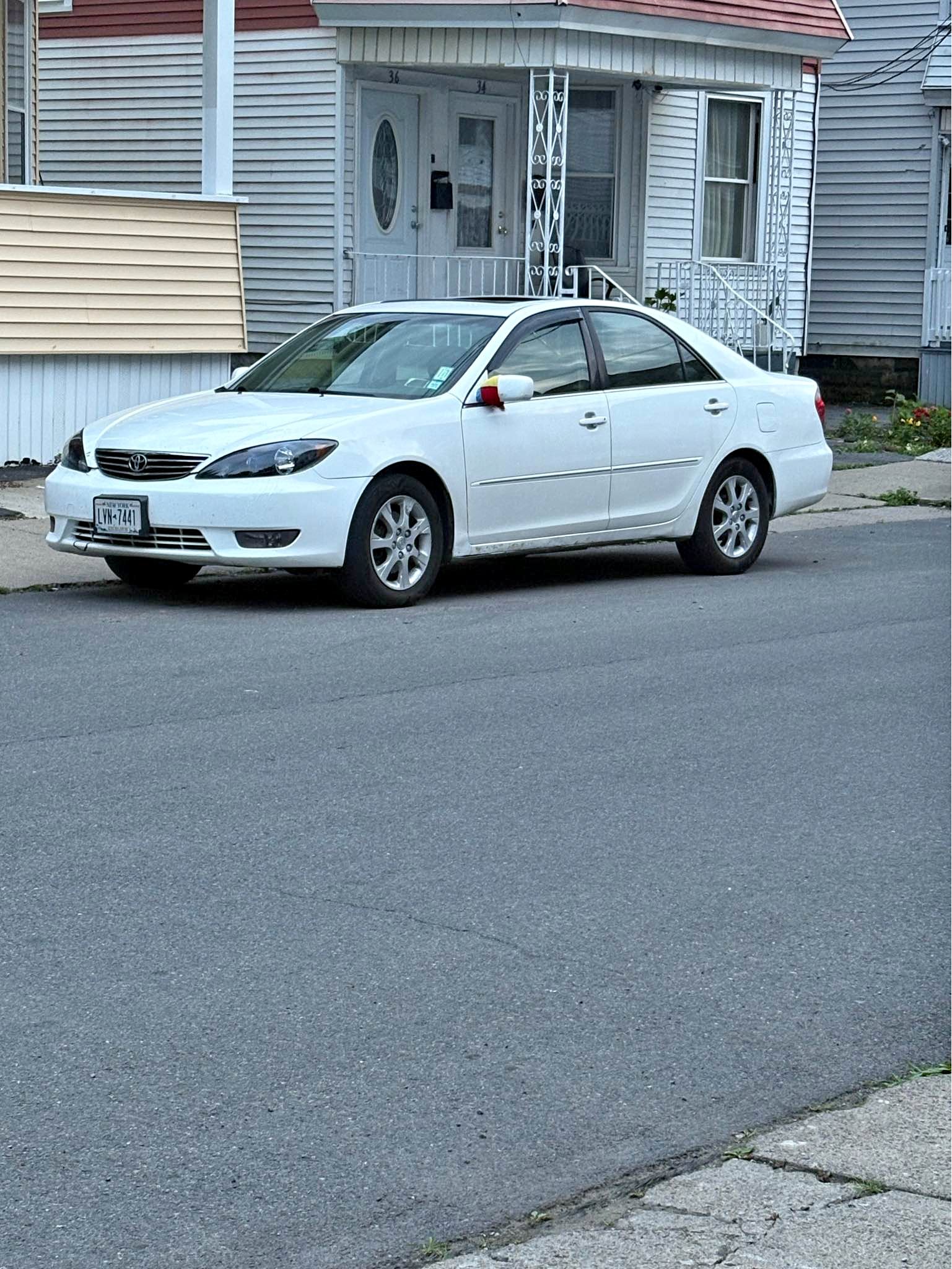 2005-toyota-camry-hybrid-xle-sedan-4d-cars-trucks-schenectady