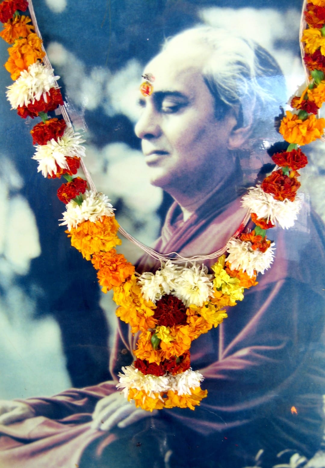 Swami Rama of Himalayas | The Gurus impart the best of their knowledge ...