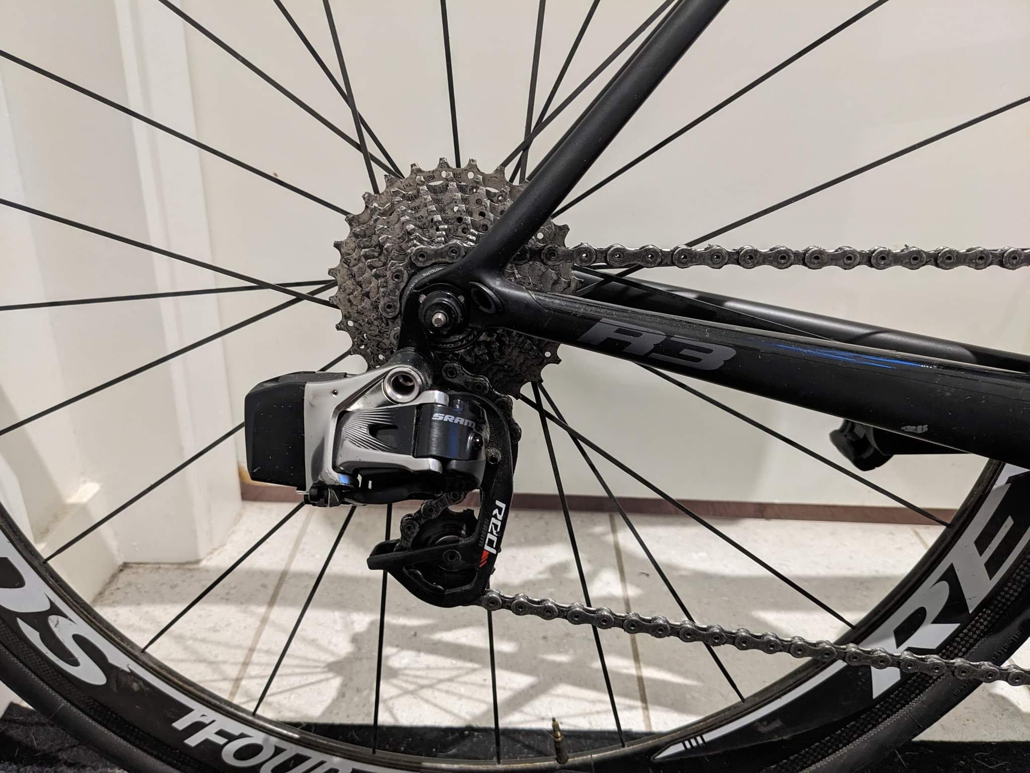 Cervelo R3 (51cm rim brake) - SRAM Red Etap (11 speed) - Reynolds ...