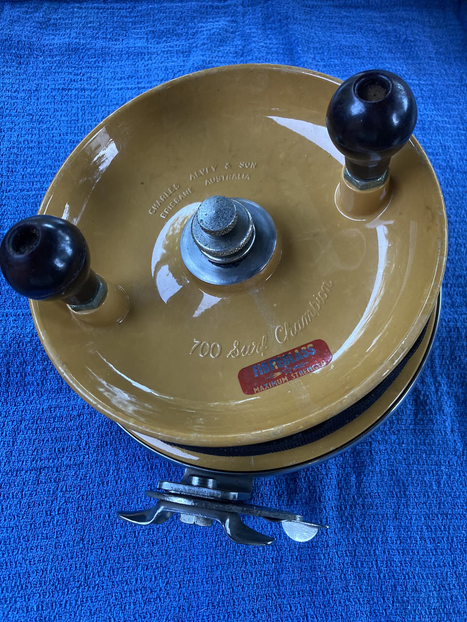 crazy fly fishing reel Hatch - Iconic weight design Fish Decor Model:CUDC150 Mustad Fishing | Big