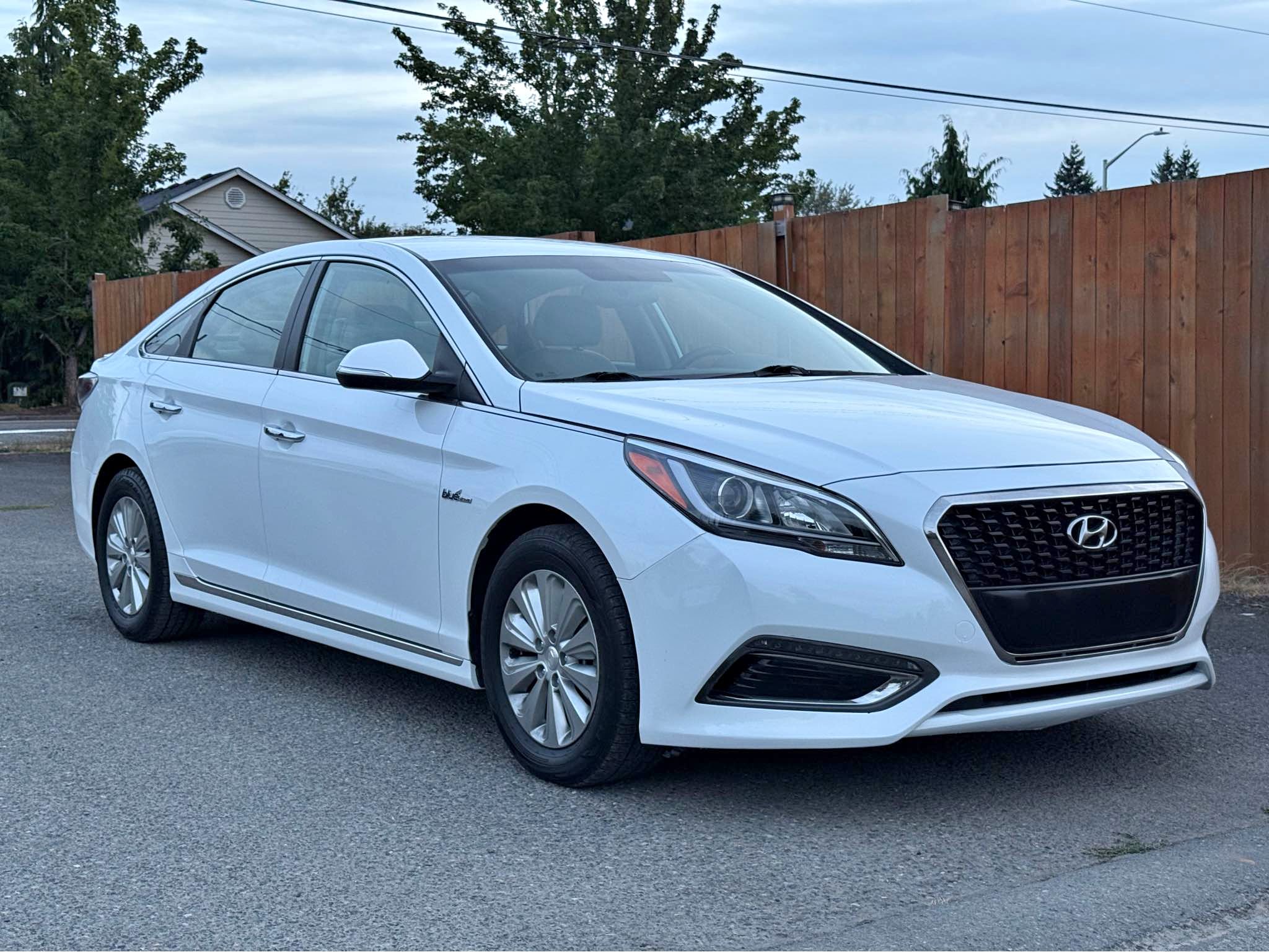 Interesting 2016 Hyundai Sonata Hybrid Se Sedan Images