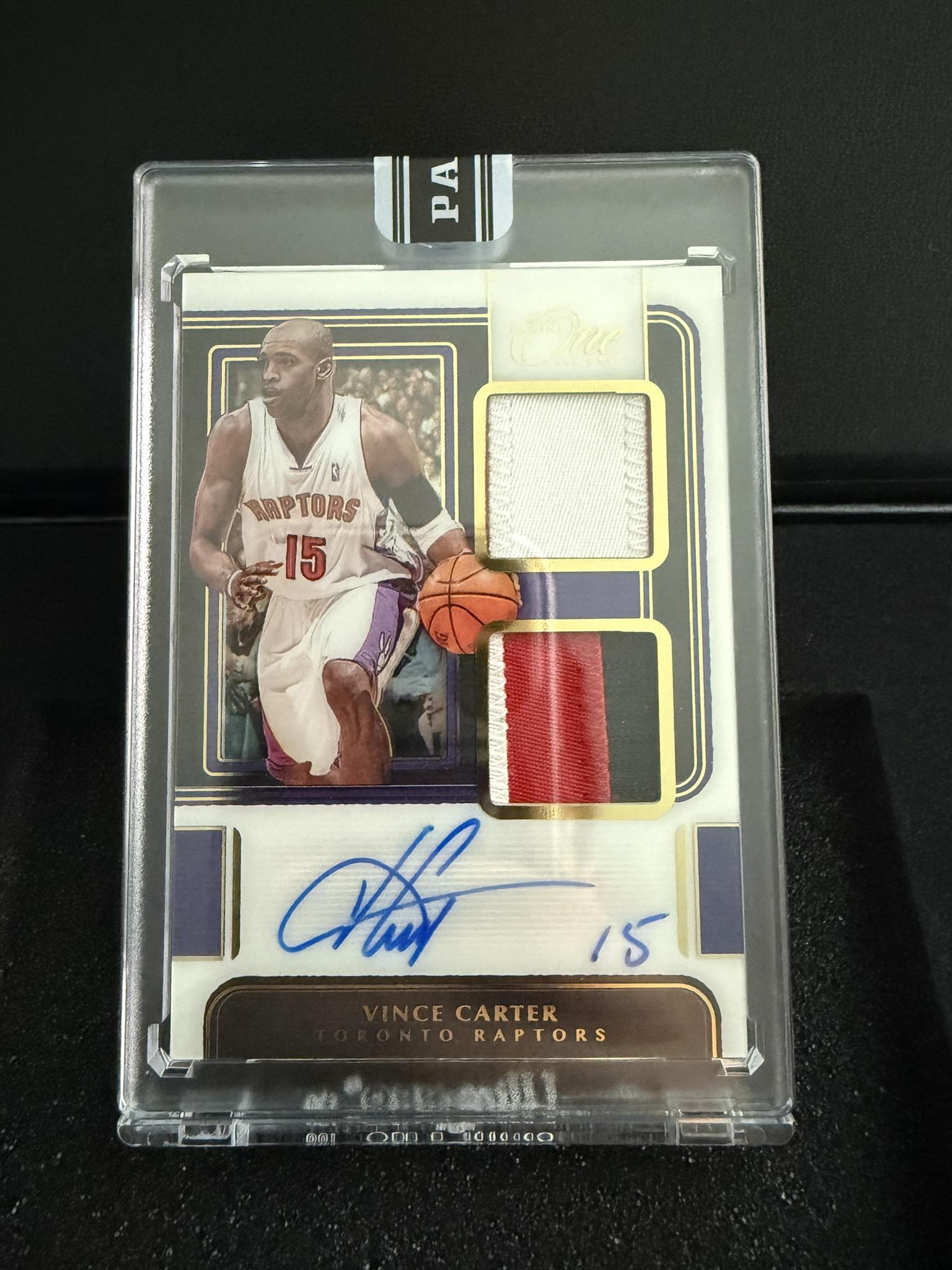Vince Carter Raptors 4 color patch on-card auto