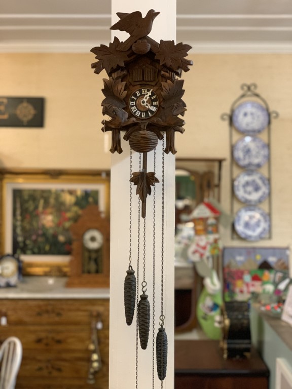 What is the date and specs of a Gueissaz-Jaccard cuckoo clock?