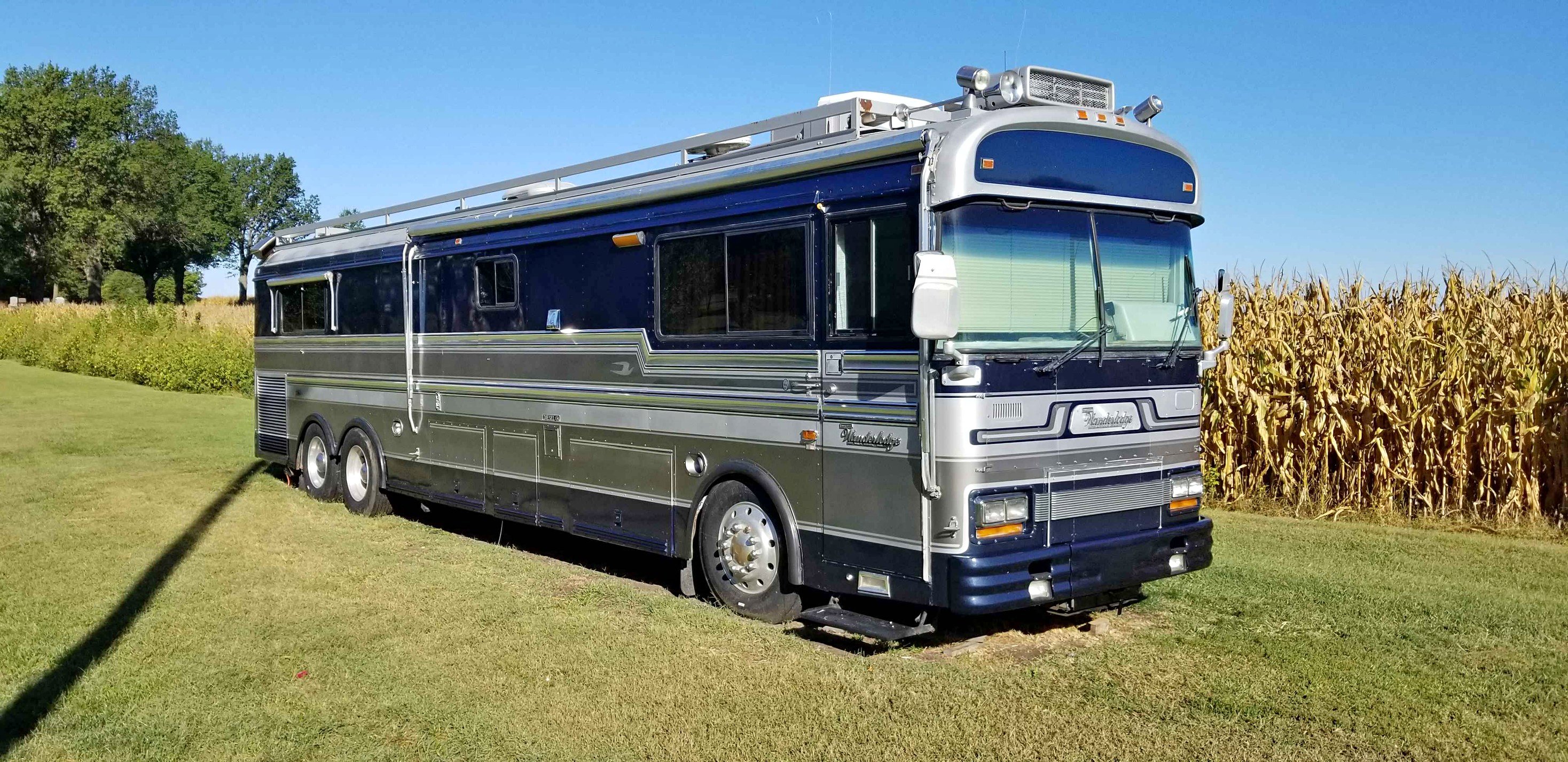 1985 Blue Bird wanderlodge pt40 - RVs & Campers - Winchester, Kansas ...