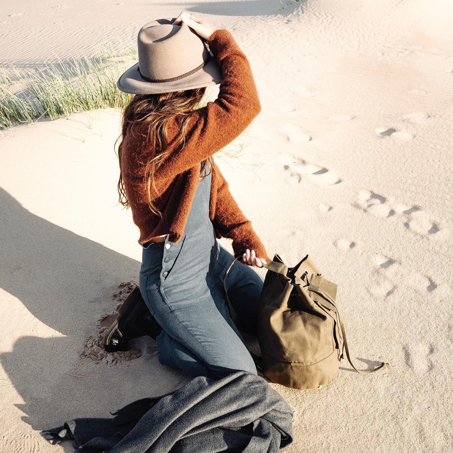 Rabbit & the Elk - THE DUFFLE | made in Australia 🦘 Material: Oilskin ...