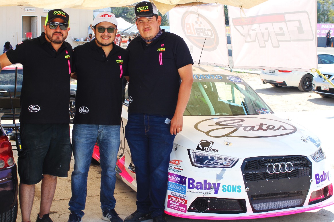 Tiger Racing RT - Dejando huella en cada paso que hacen... | Facebook
