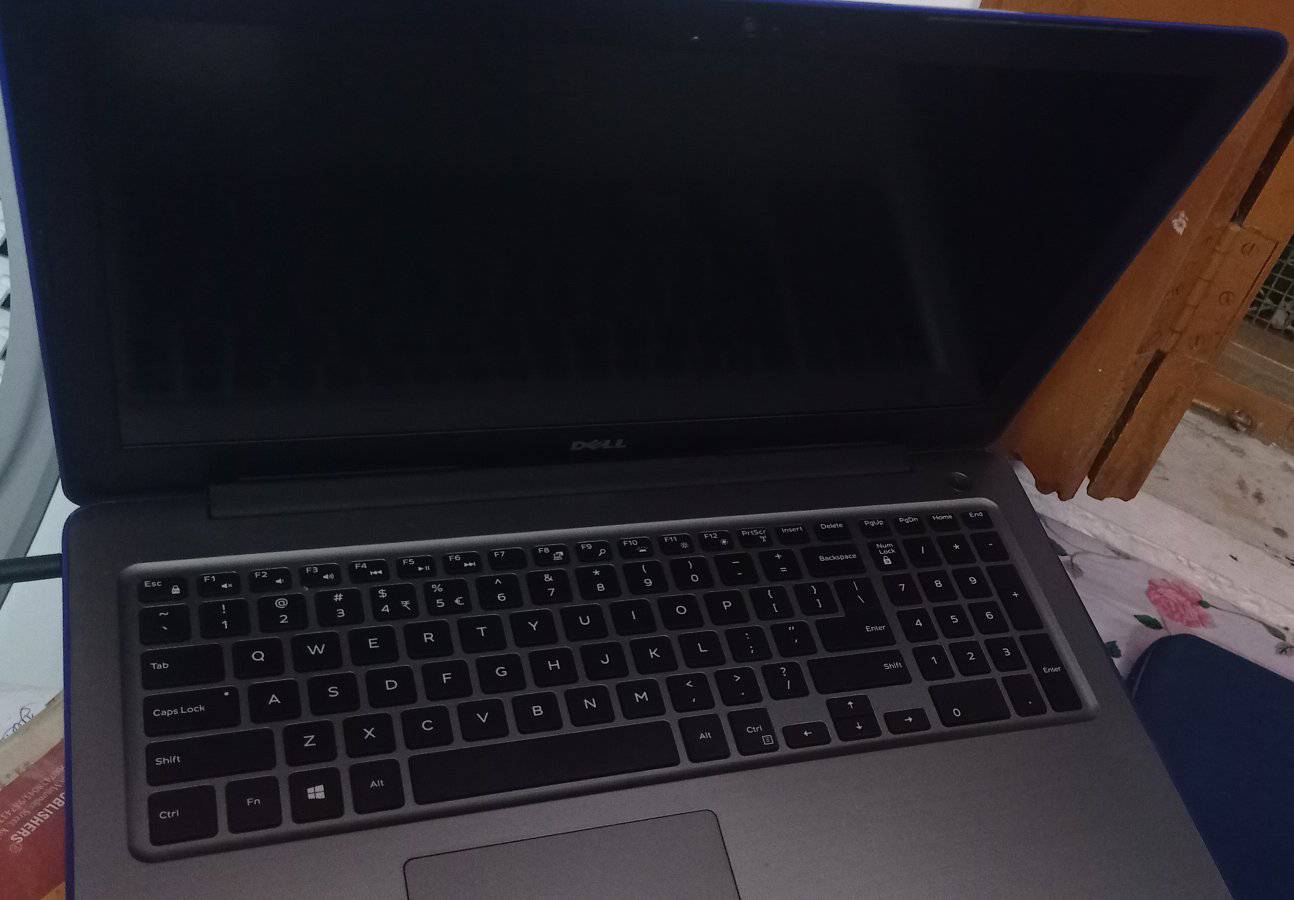 Dell Inspiron P66F laptop specifications