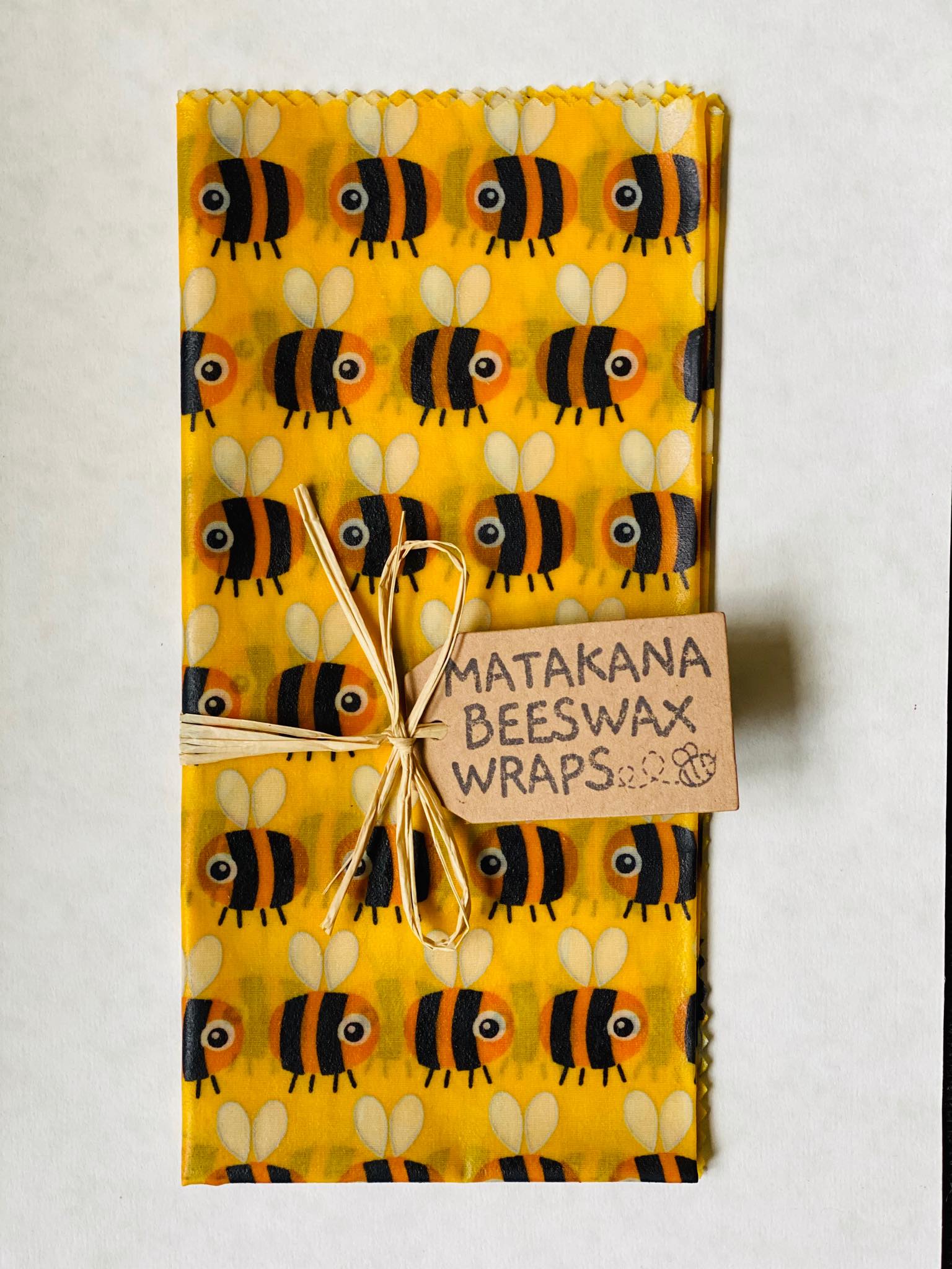 Sis Co Matakana Beeswax Wraps Are Also Available In Xl 40 X 40cm And Xxl 45 X 45cm Superb For Salad Bowls Fresh Bread And Large Vegetables Fruit We Hope To
