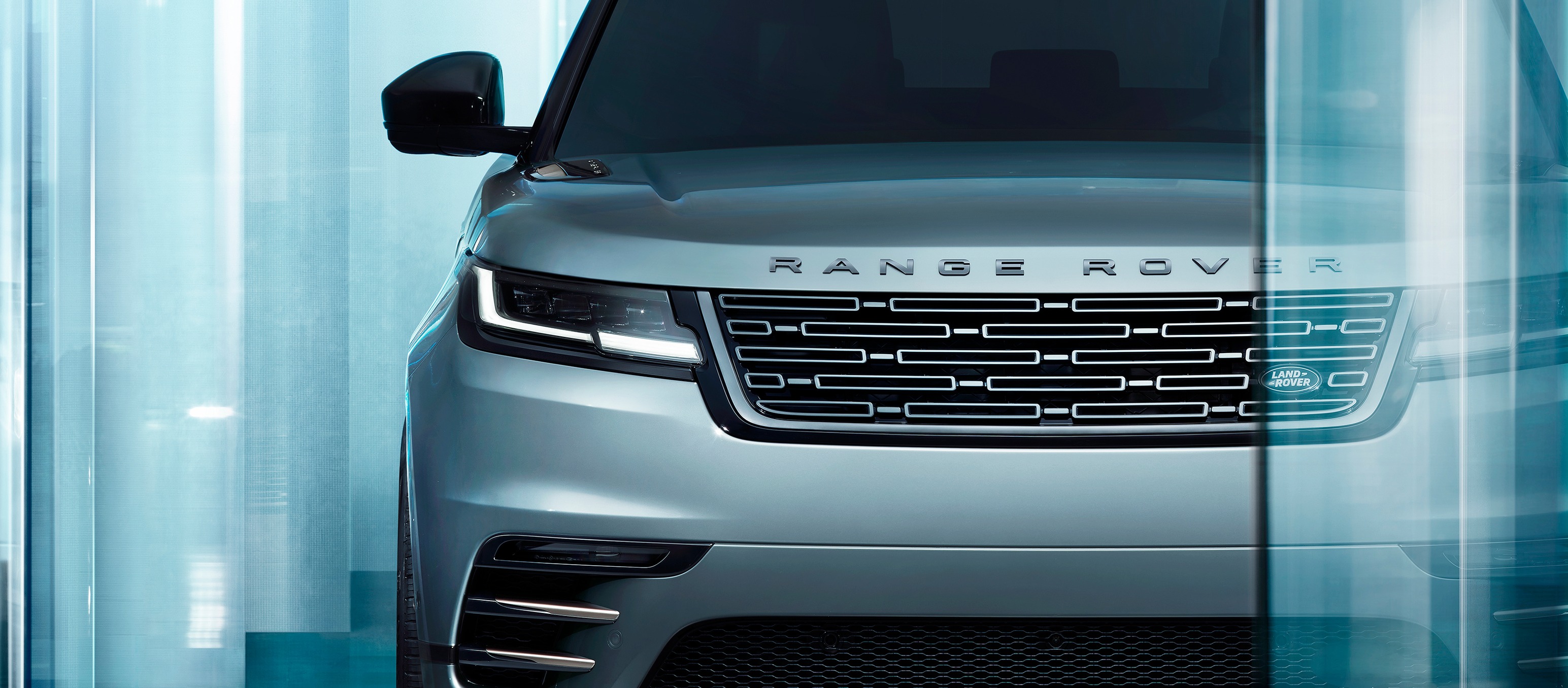Land Rover - Cargo Motors | Ahmedabad