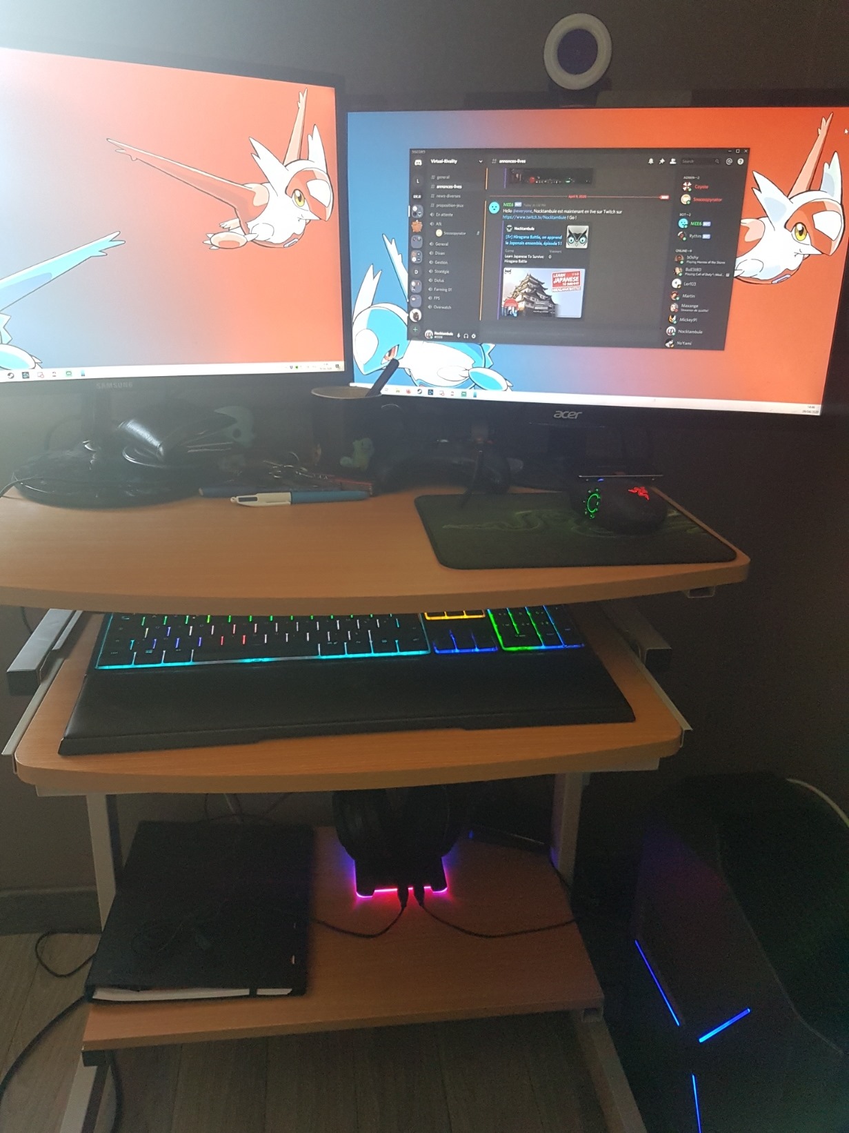 Razer - Voici Flo et son #SetupConfinementWithRazer !... | Facebook