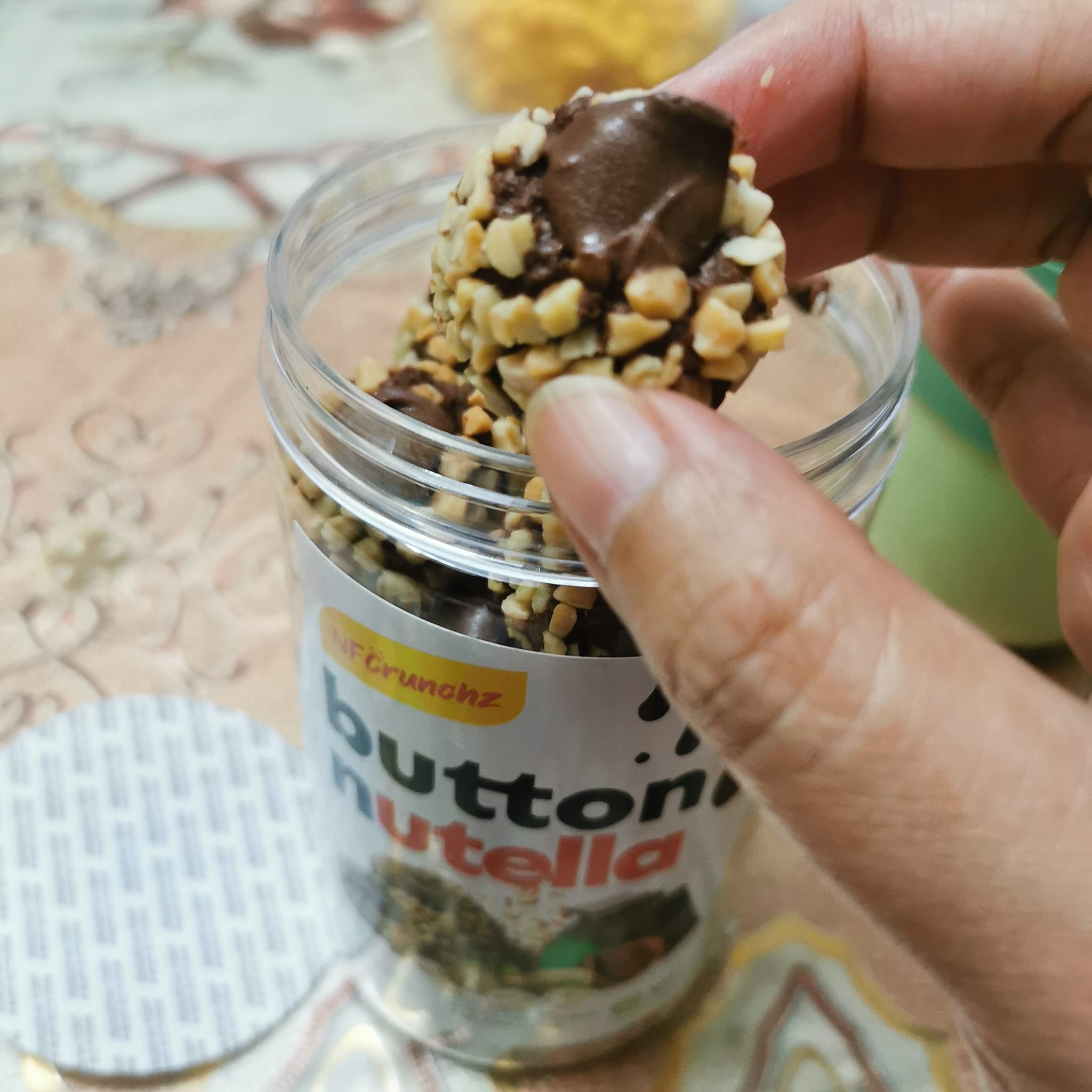 YS Crepes Nilai - Apa ni? Nutella Button Cookies atau...