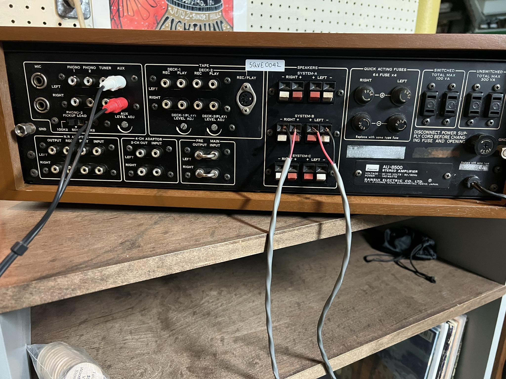 Does a Japanese Sansui AU 8500 amp need a voltage step down