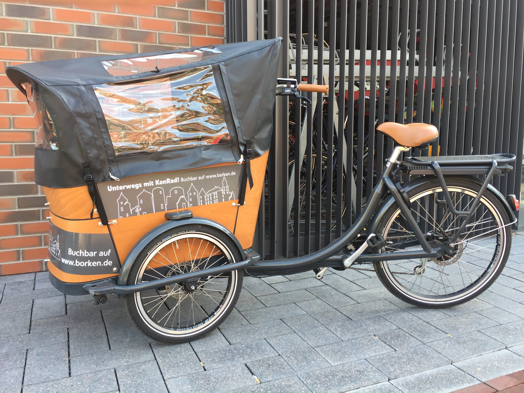 fahrradhelm holzoptik Kudo – Brauner für Straße, Gravel & XC Bike und folgende Bepackung:Basispaket BB_PBSOBAG-BLK_1 1x ABC Fahrrad -