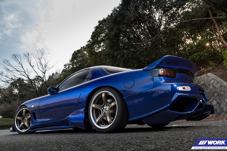WORK - Car: Mazda RX7 FD Wheels: WORK Emotion T5R 2P (A custom 2 piece ...