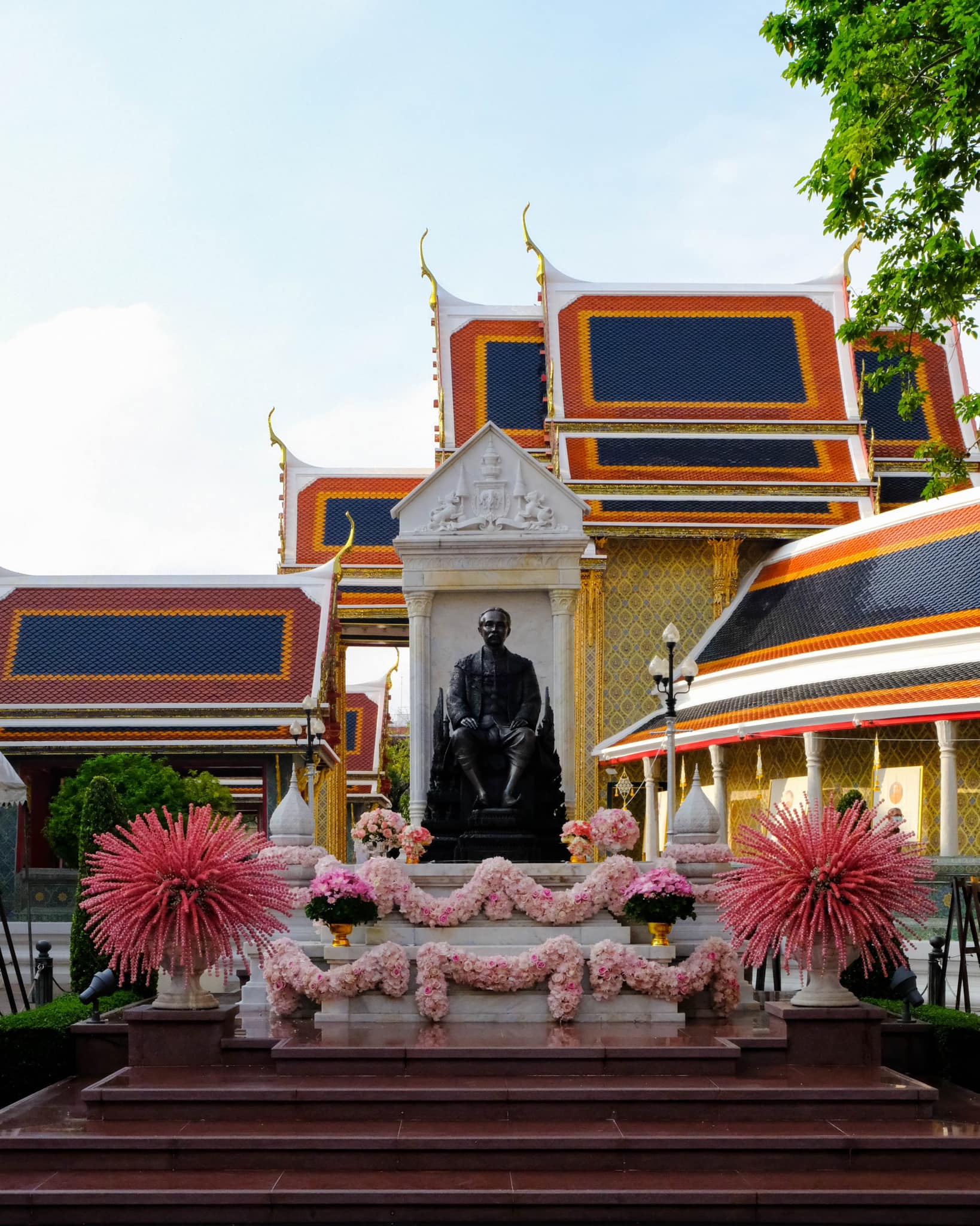 วันอาทิตย์ ที่ ๒๓ ตุลาคม... - มูลนิธิพระบรมราชานุสรณ์ ร.6
