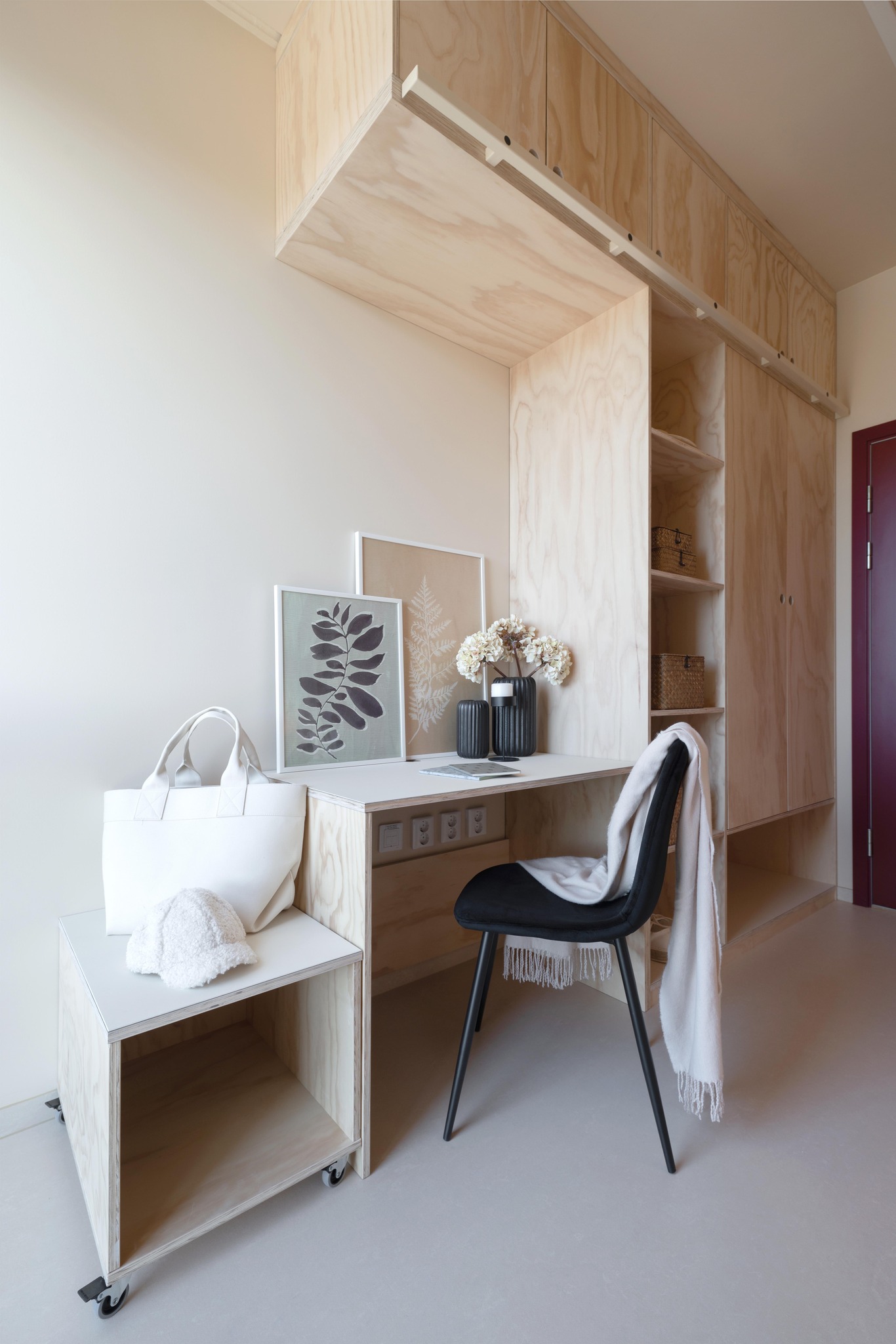 Vi gratulerer SiT med Sundebygget,... - Rovde Møbel & Design