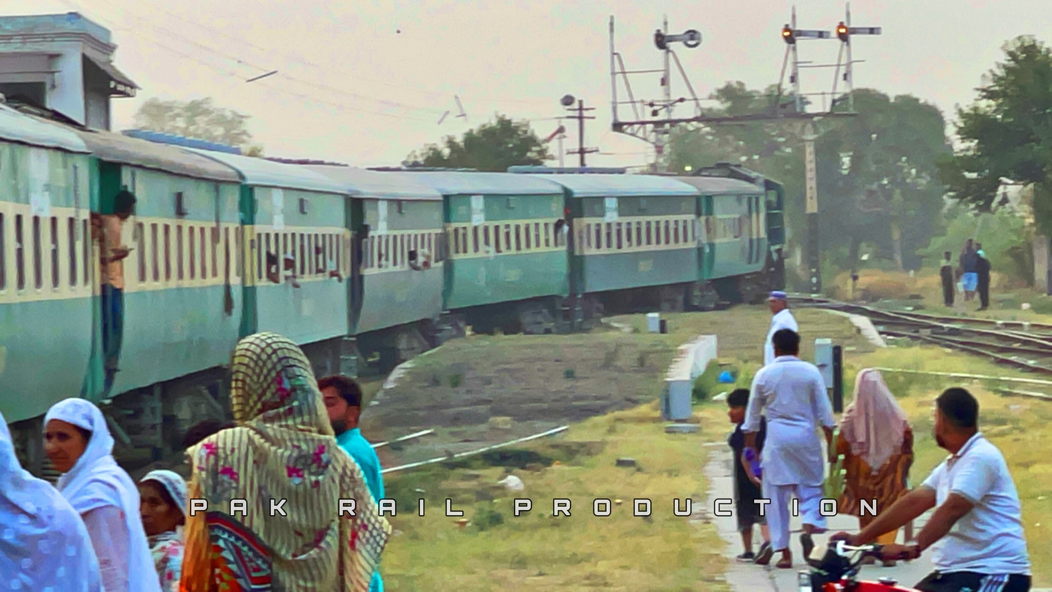 Pak Rail - Pak Rail added a new photo — at Wazirabad...