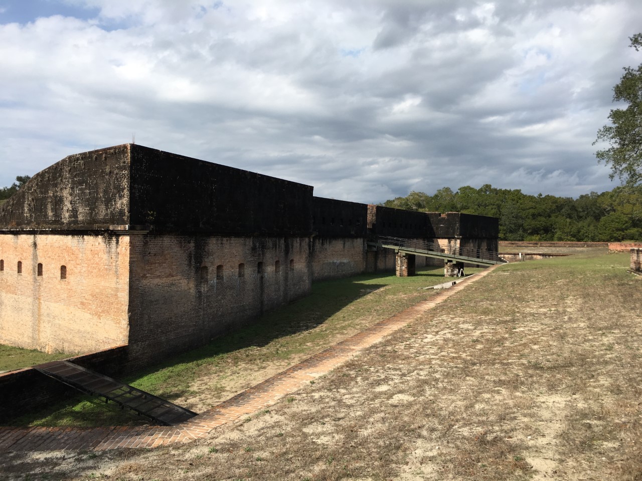 Gulf - #WordoftheDay: Redoubt Meaning: A redoubt is a smaller fort ...