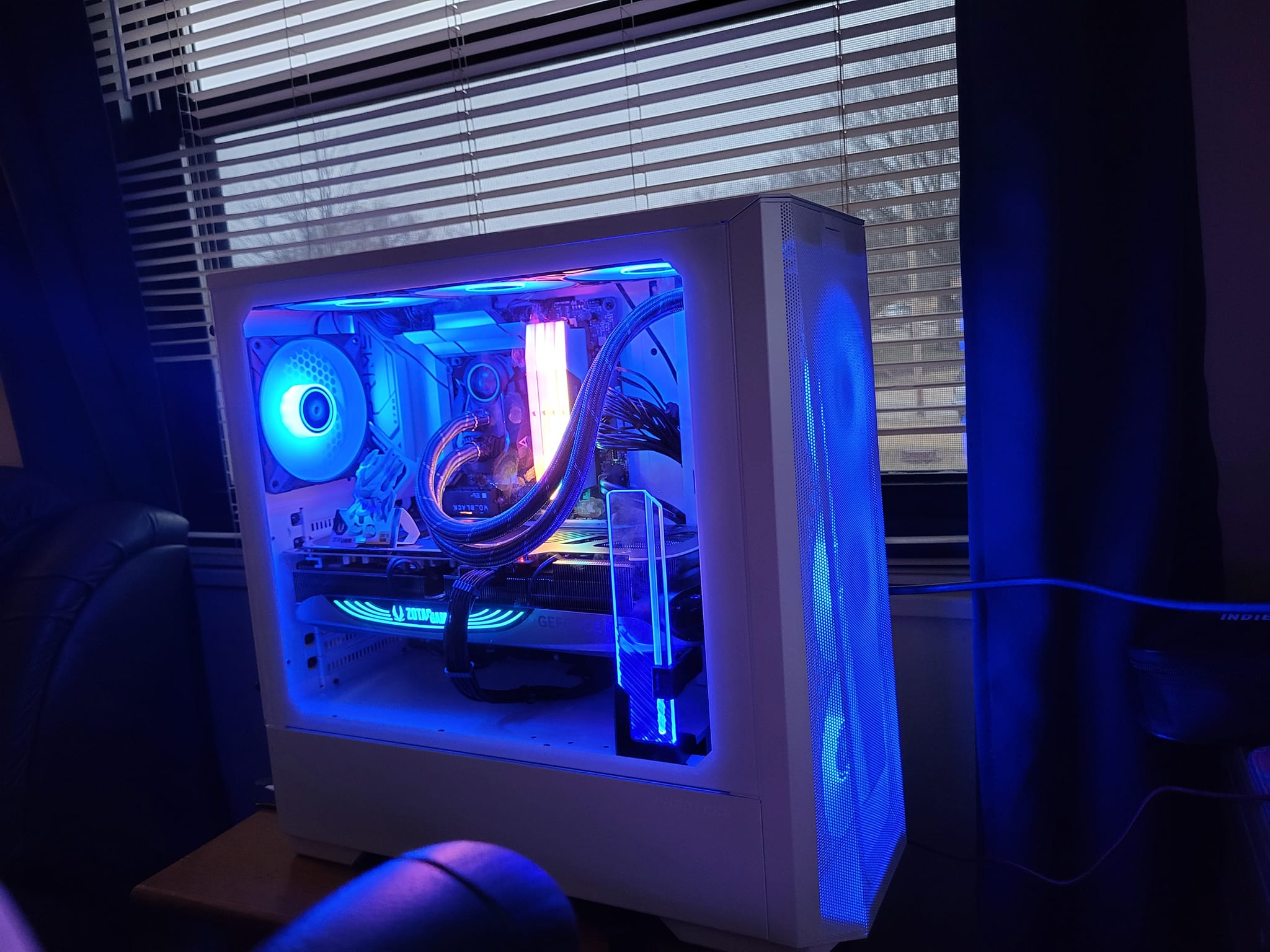 New pc case. Plenty of room for a 4080/90 when i get one. Had to