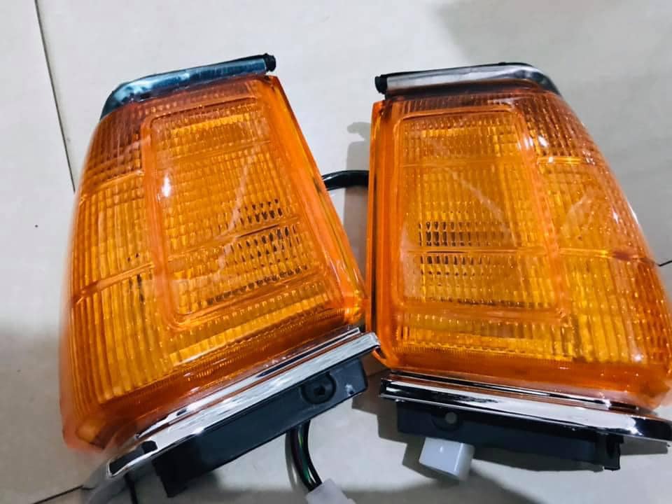 Lancer යක්කු - • Lancer Box Parking Lights. • Available...